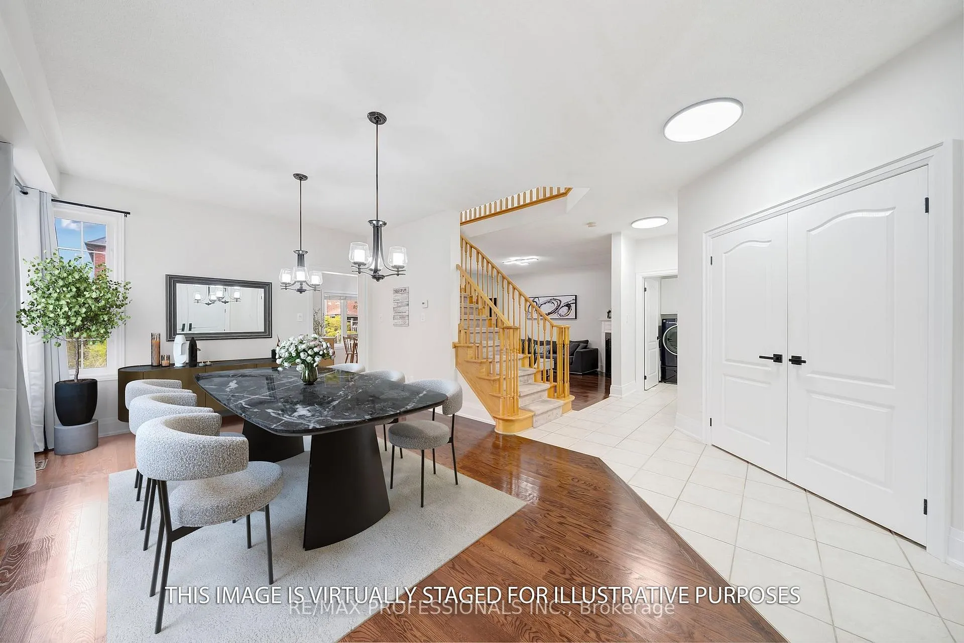 Photo 5 of 67 Chaplin Crescent, Halton Hills, Georgetown — HOMEH