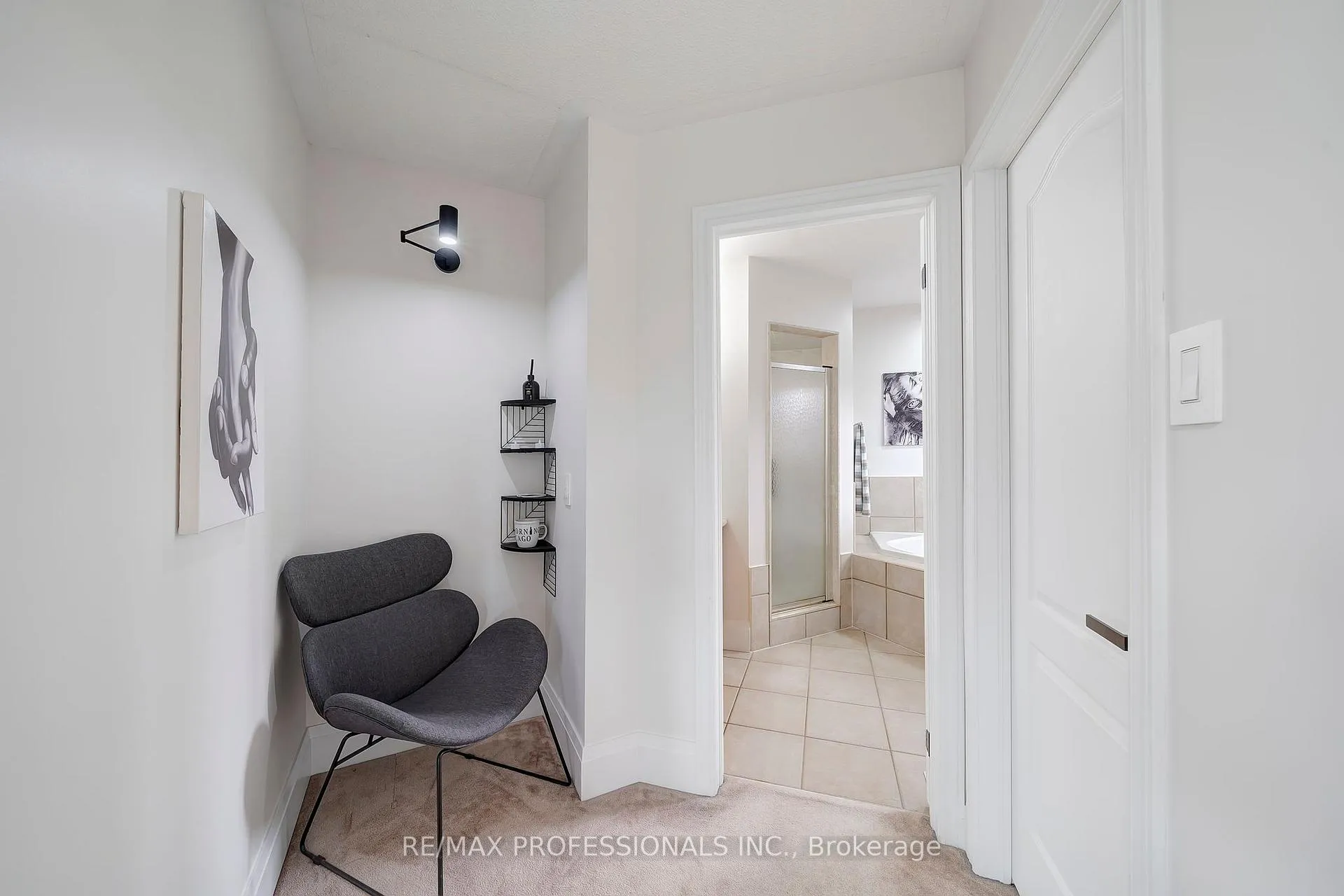 Photo 21 of 67 Chaplin Crescent, Halton Hills, Georgetown — HOMEH