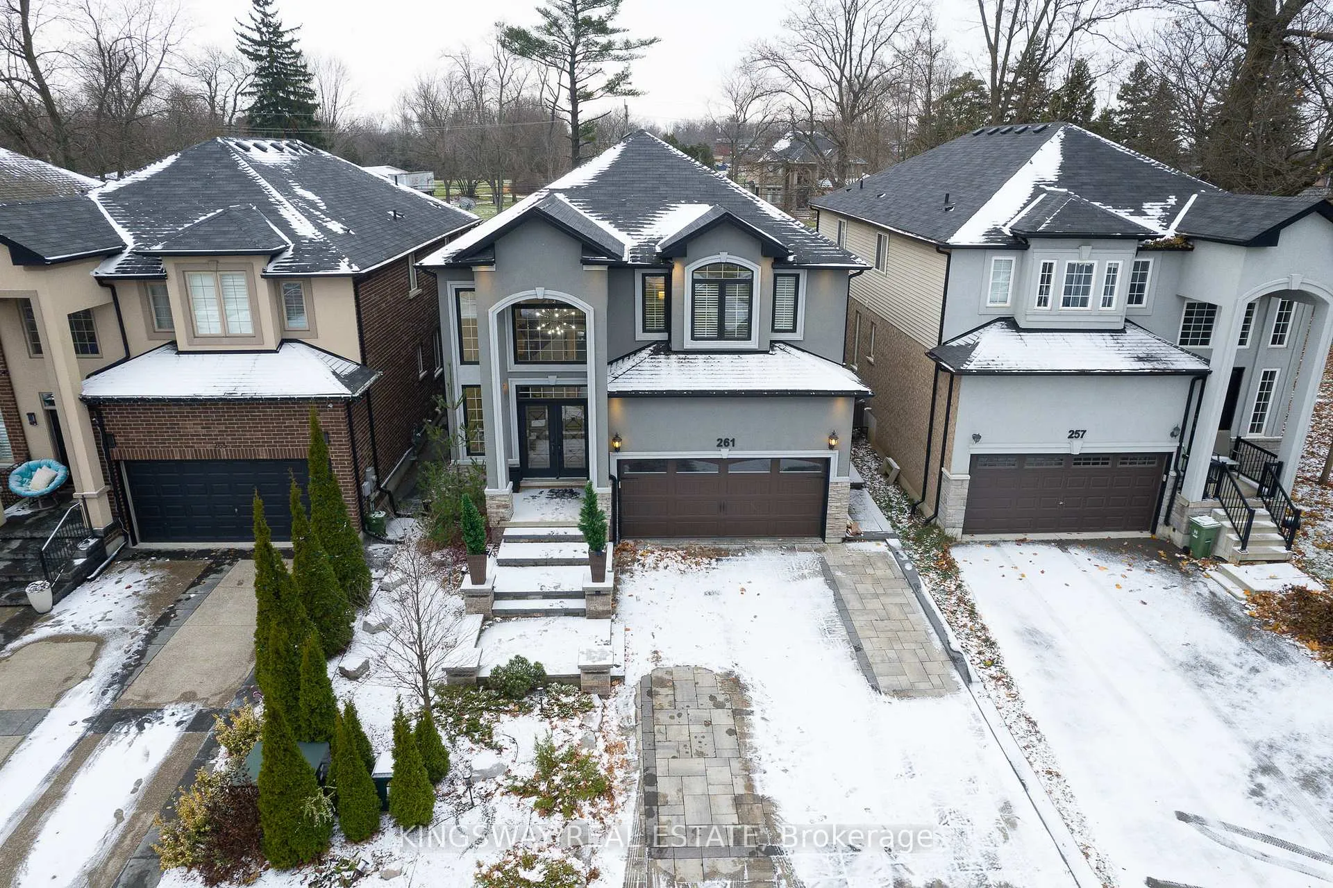 Photo 4 of 261 Fair Street, Hamilton, Meadowlands — HOMEH