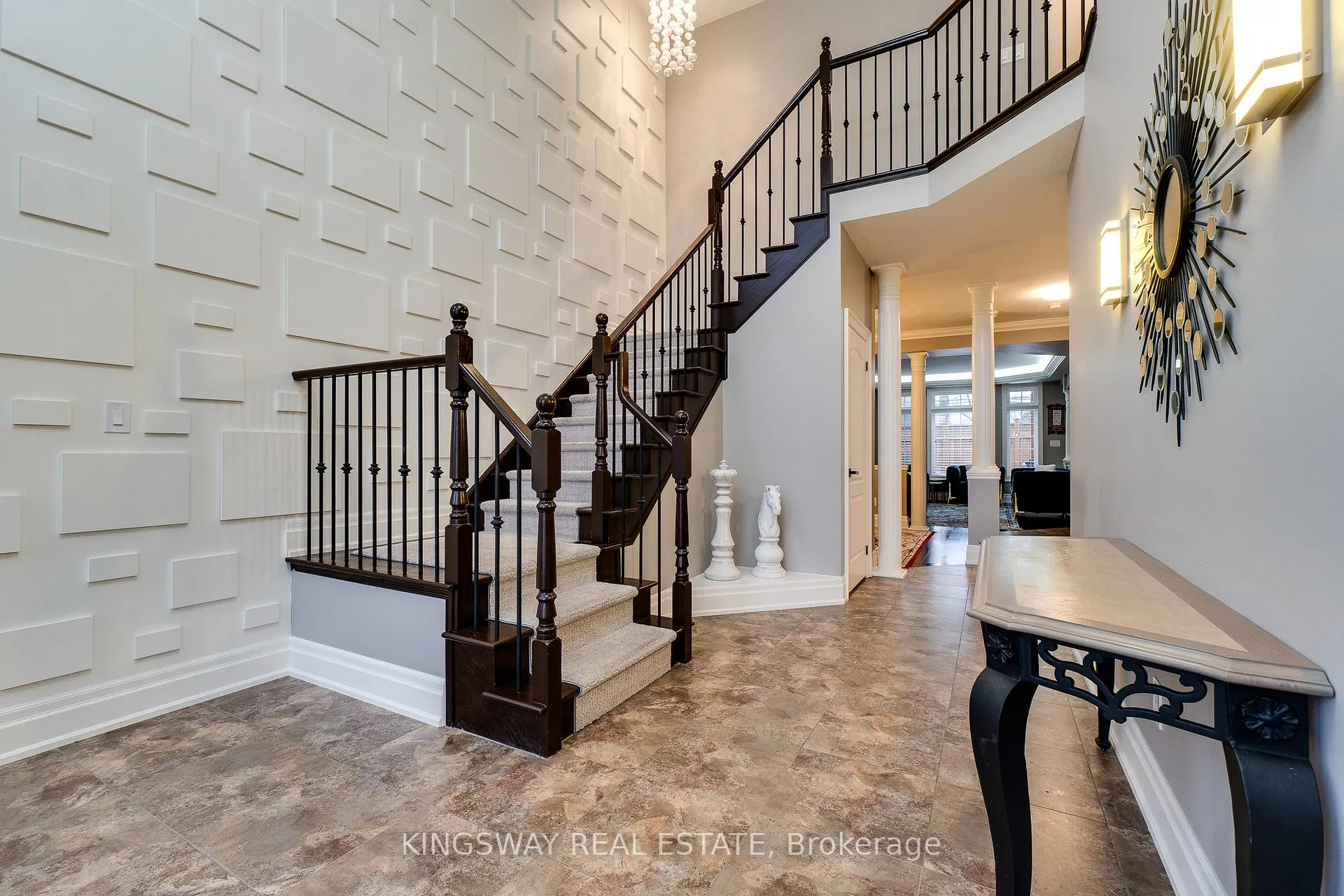 Photo 8 of 261 Fair Street, Hamilton, Meadowlands — HOMEH