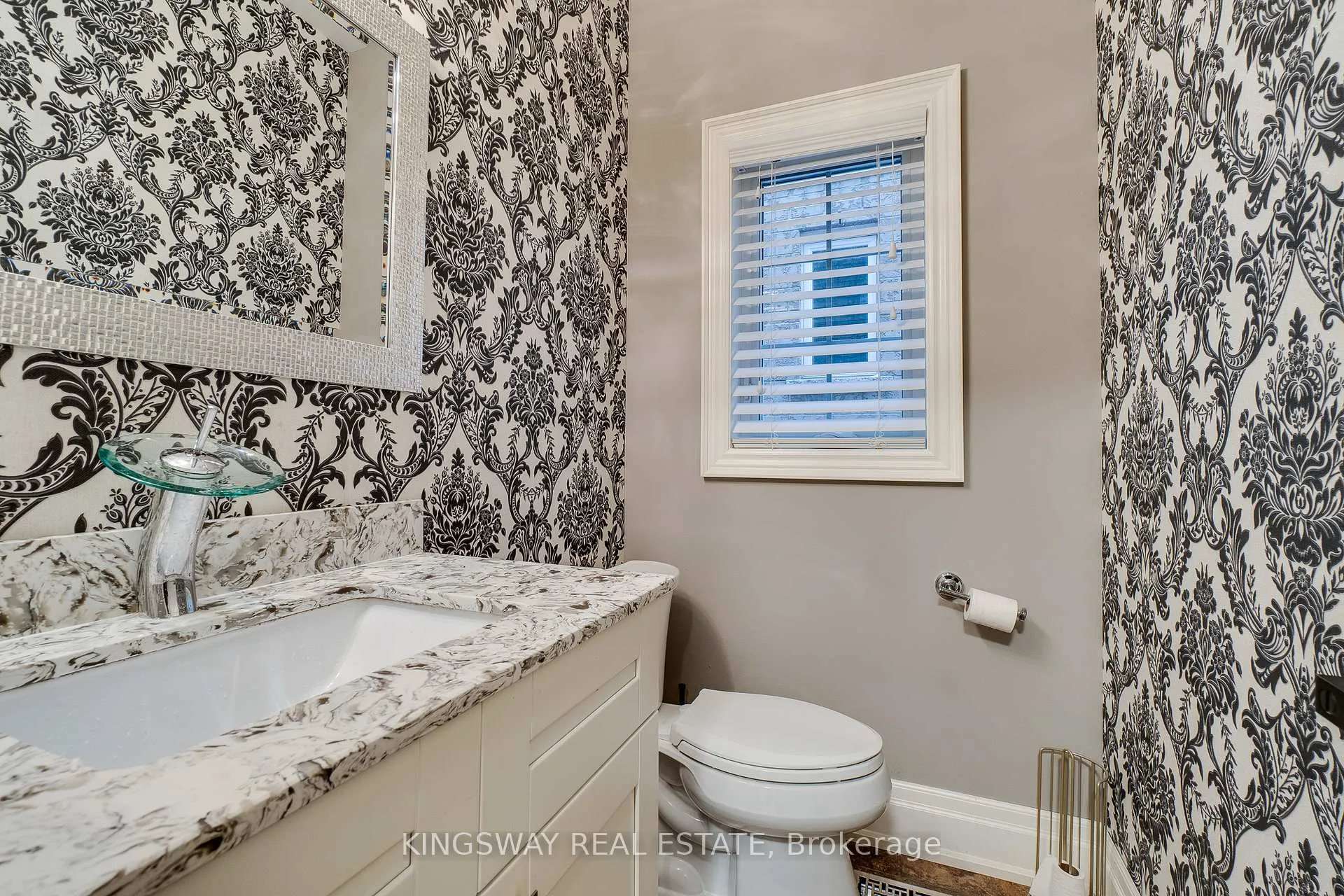 Photo 25 of 261 Fair Street, Hamilton, Meadowlands — HOMEH
