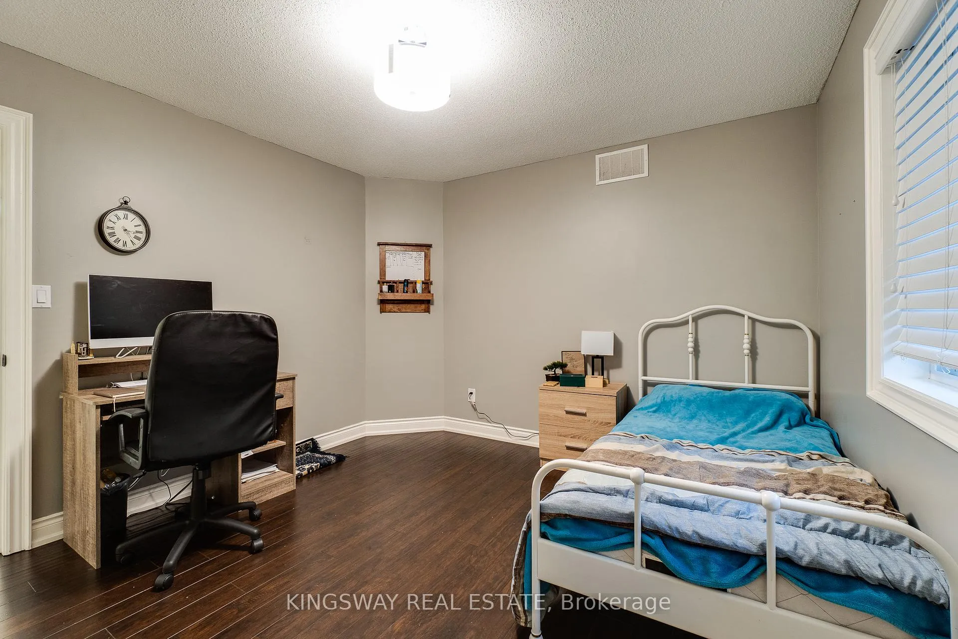 Photo 34 of 261 Fair Street, Hamilton, Meadowlands — HOMEH