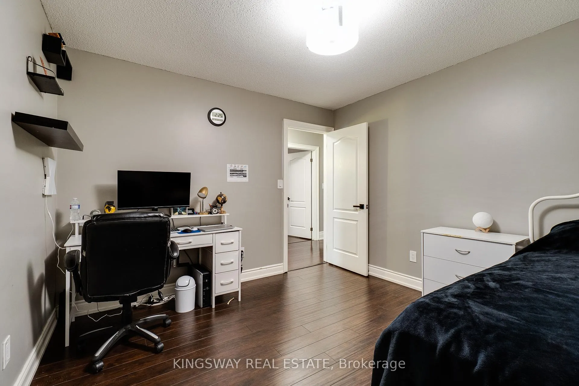 Photo 35 of 261 Fair Street, Hamilton, Meadowlands — HOMEH