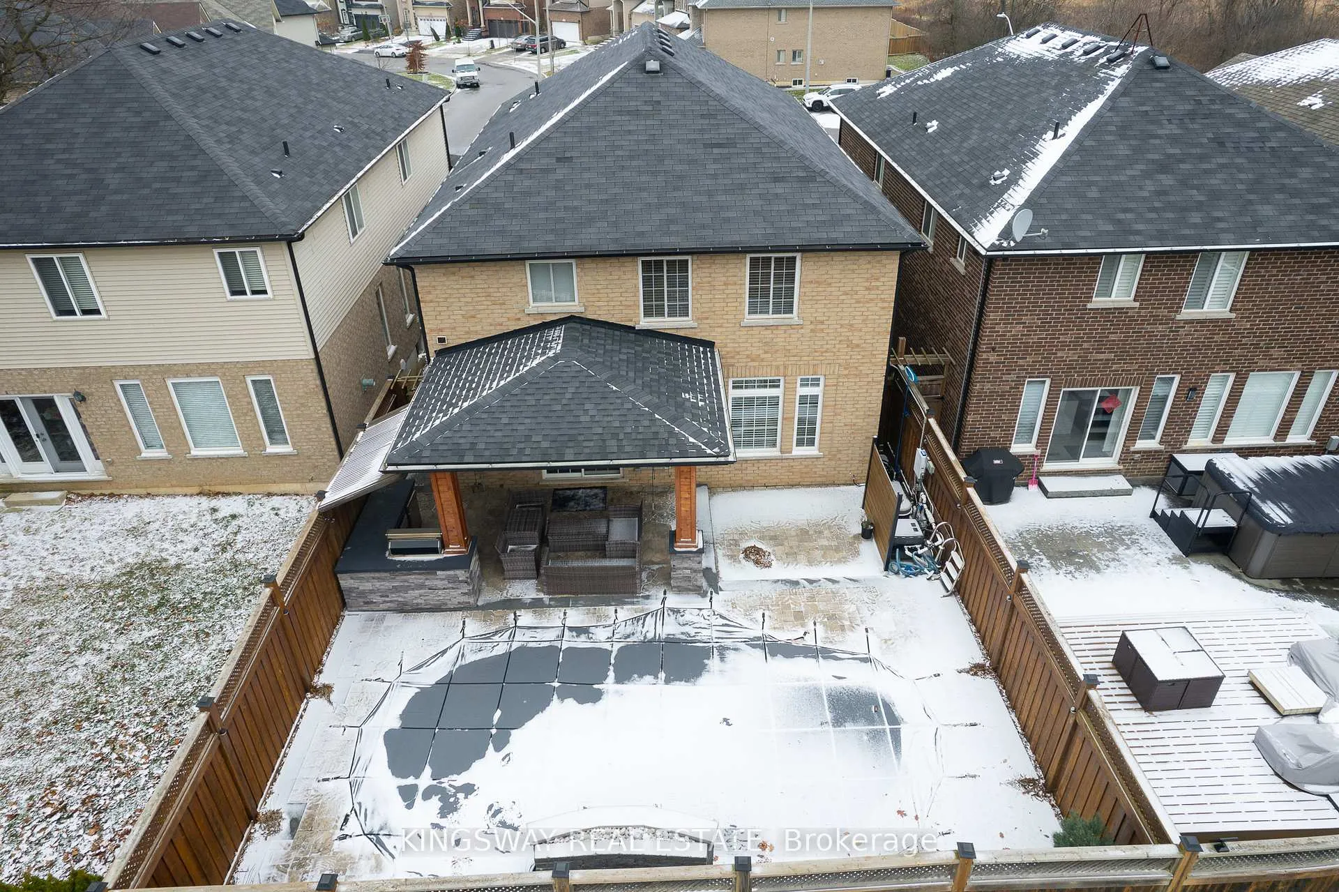 Photo 45 of 261 Fair Street, Hamilton, Meadowlands — HOMEH