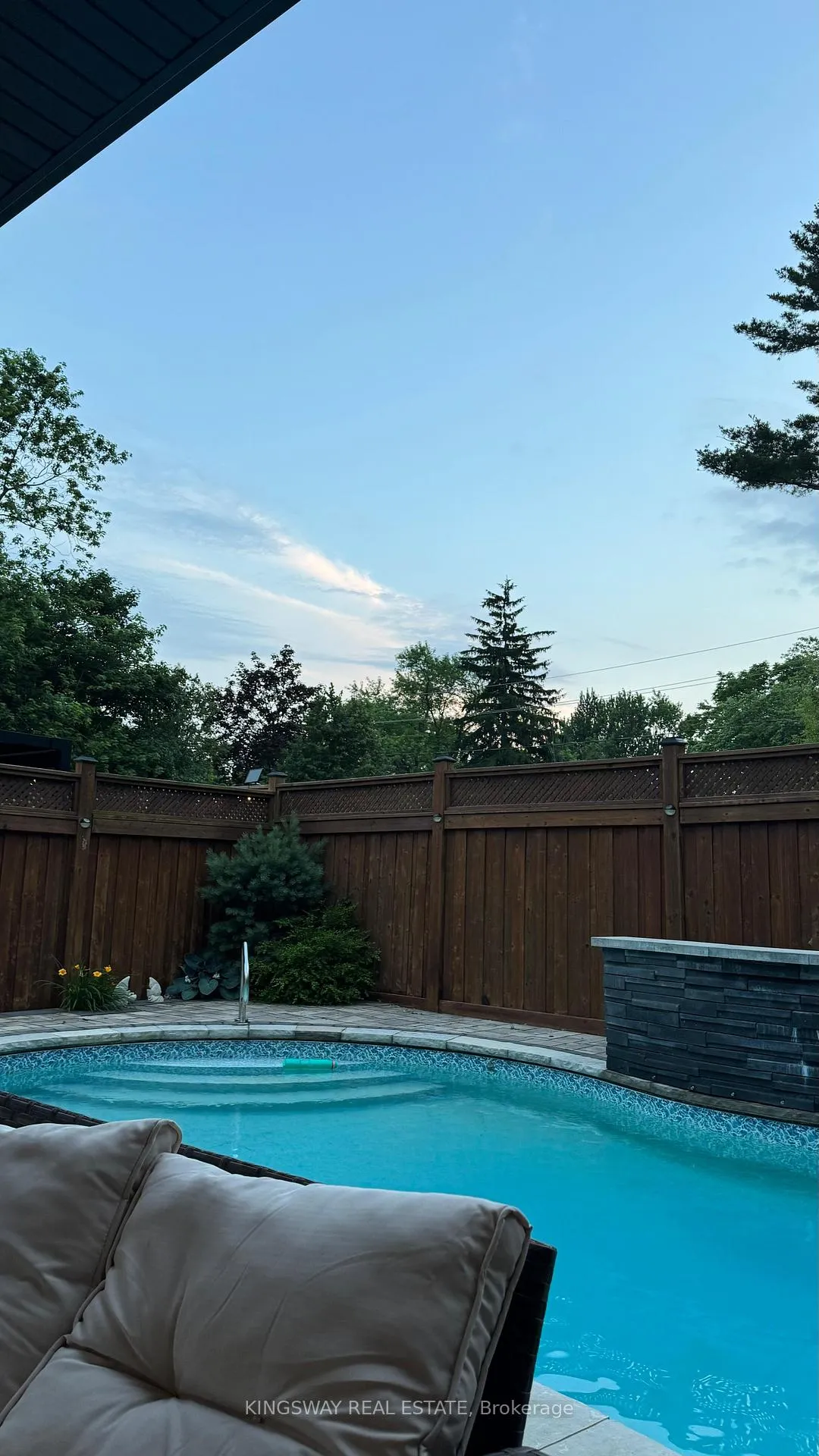 Photo 50 of 261 Fair Street, Hamilton, Meadowlands — HOMEH