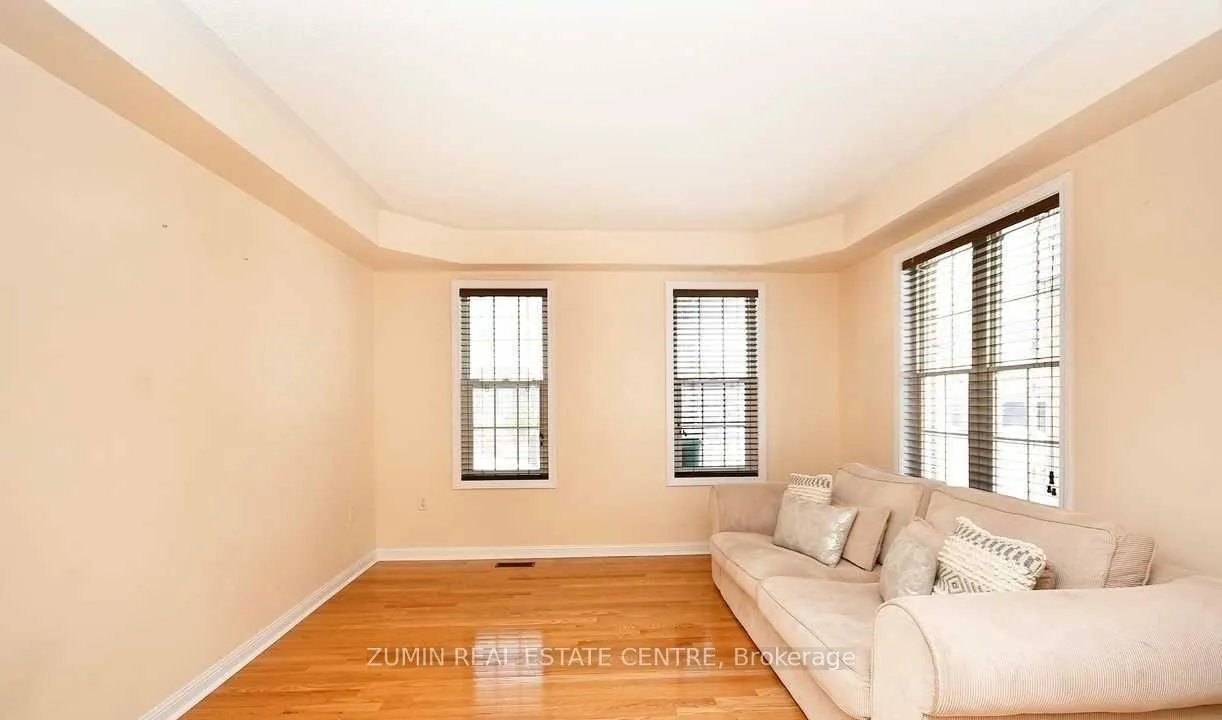 Photo 10 of Unit Upper Level, 38 Clayborne Avenue, Brampton, Fletcher's Meadow — HOMEH