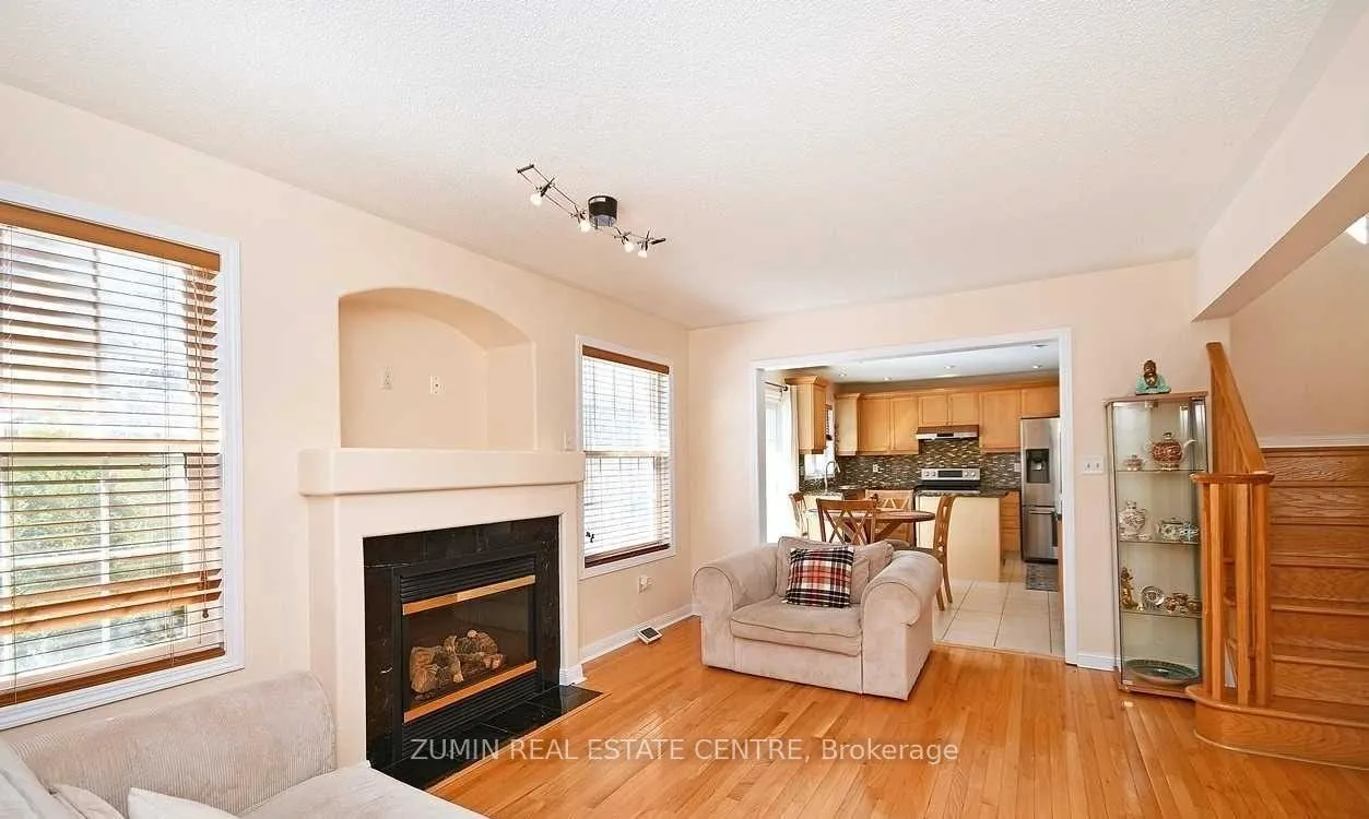 Photo 11 of Unit Upper Level, 38 Clayborne Avenue, Brampton, Fletcher's Meadow — HOMEH