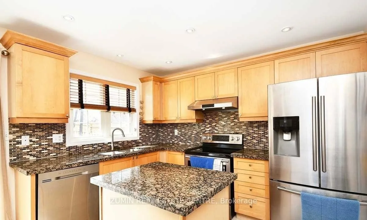 Photo 12 of Unit Upper Level, 38 Clayborne Avenue, Brampton, Fletcher's Meadow — HOMEH
