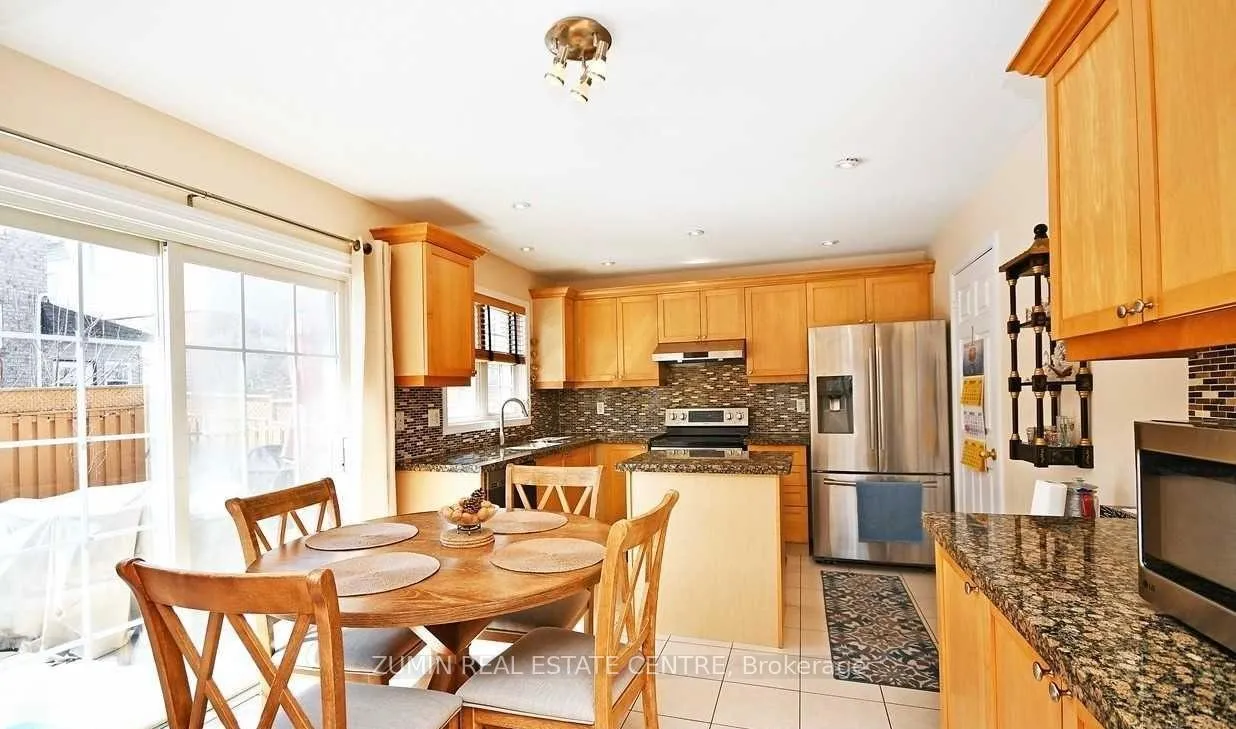 Photo 14 of Unit Upper Level, 38 Clayborne Avenue, Brampton, Fletcher's Meadow — HOMEH