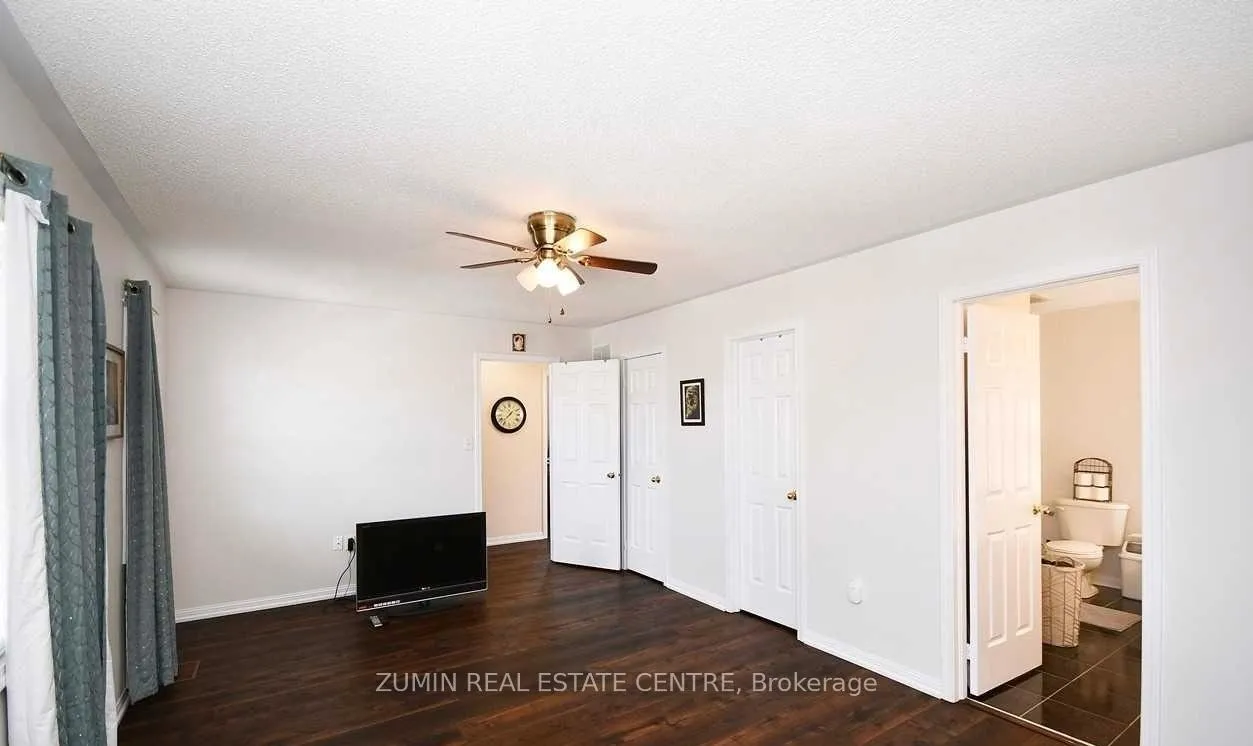 Photo 17 of Unit Upper Level, 38 Clayborne Avenue, Brampton, Fletcher's Meadow — HOMEH