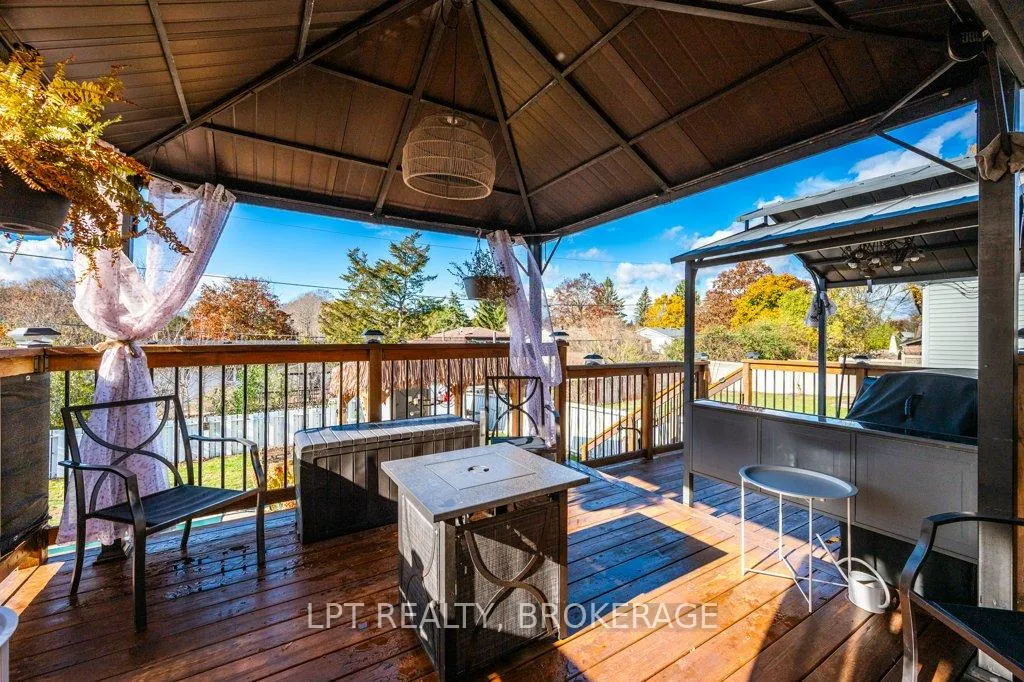 Photo 37 of 761 Hillside Drive, Kingston, South of Taylor-Kidd Blvd — HOMEH