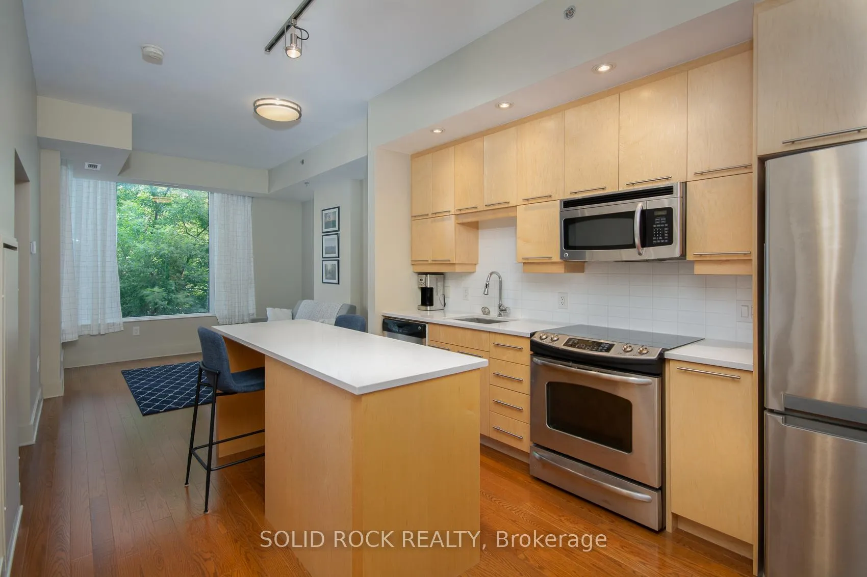 Photo 2 of Unit 208, 101 Richmond Road, Ottawa, Westboro South — HOMEH