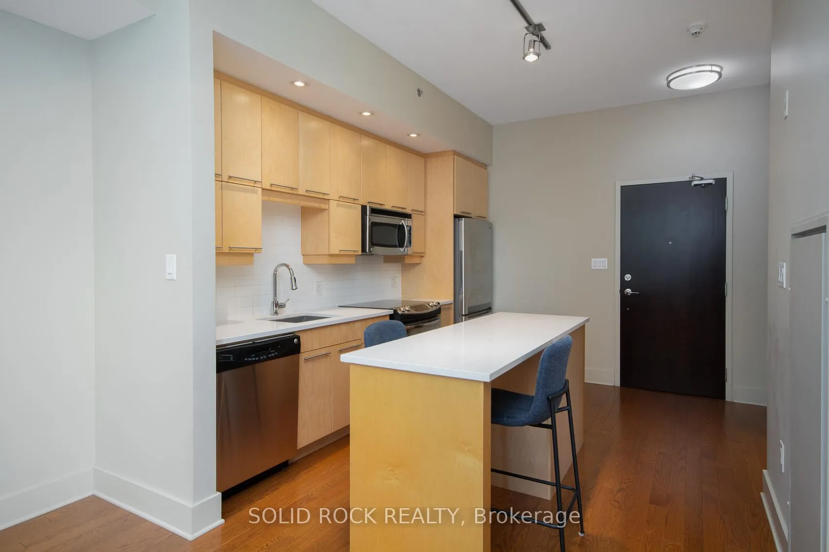 Photo 3 of Unit 208, 101 Richmond Road, Ottawa, Westboro South — HOMEH