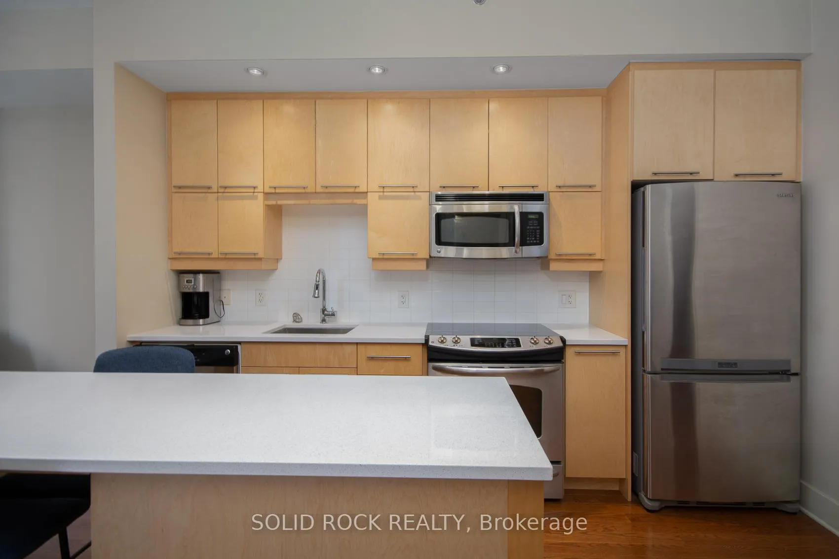 Photo 4 of Unit 208, 101 Richmond Road, Ottawa, Westboro South — HOMEH