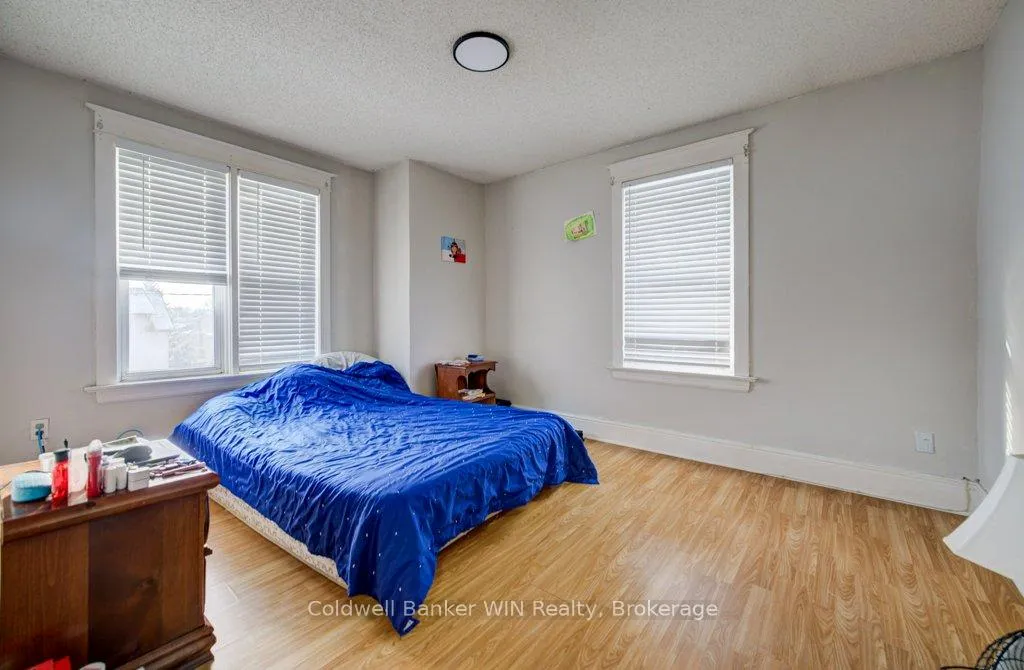 Photo 26 of 30 Queen Street N, Minto — HOMEH