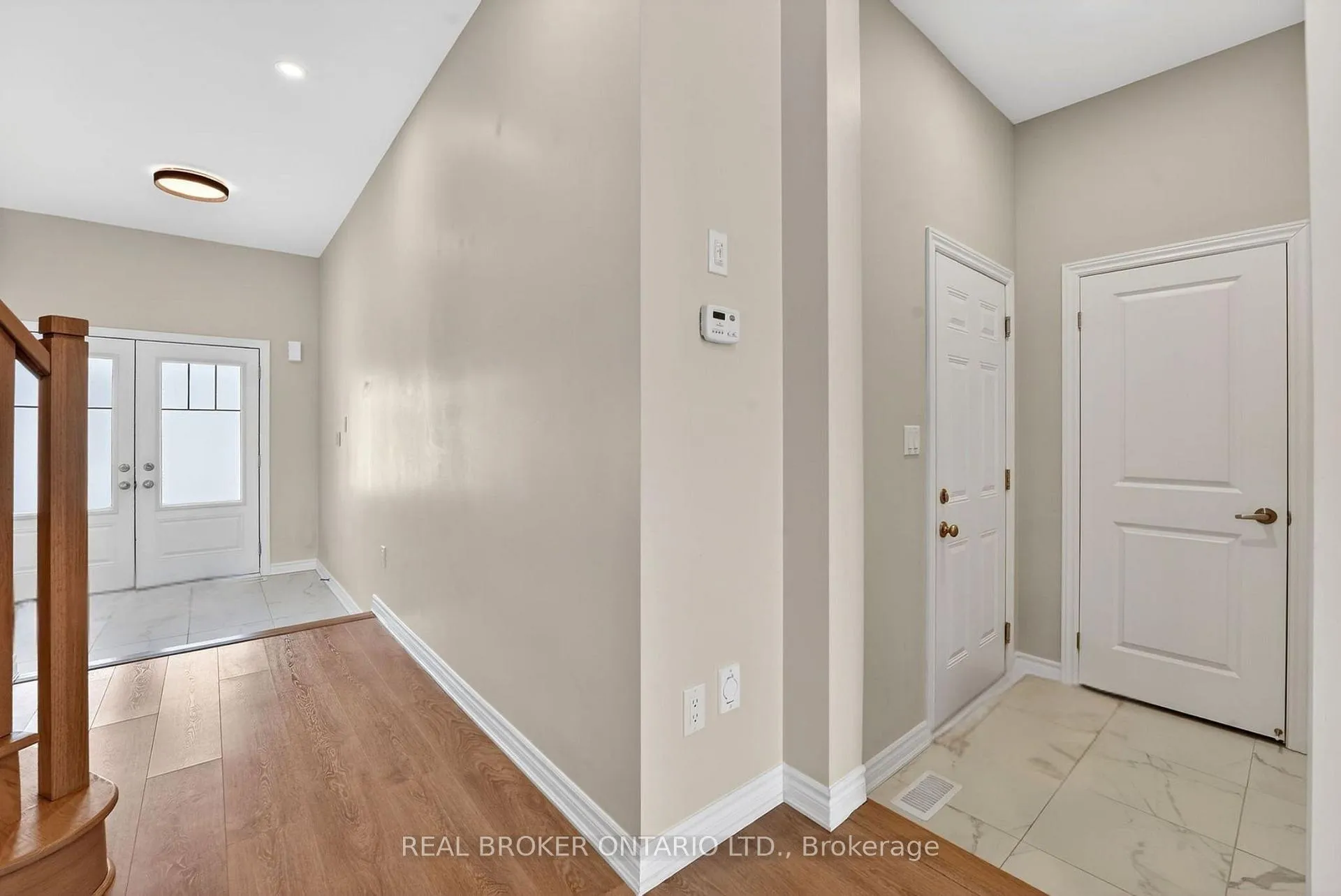 Photo 9 of 45 Sapphire Way, Thorold, Rolling Meadows — HOMEH
