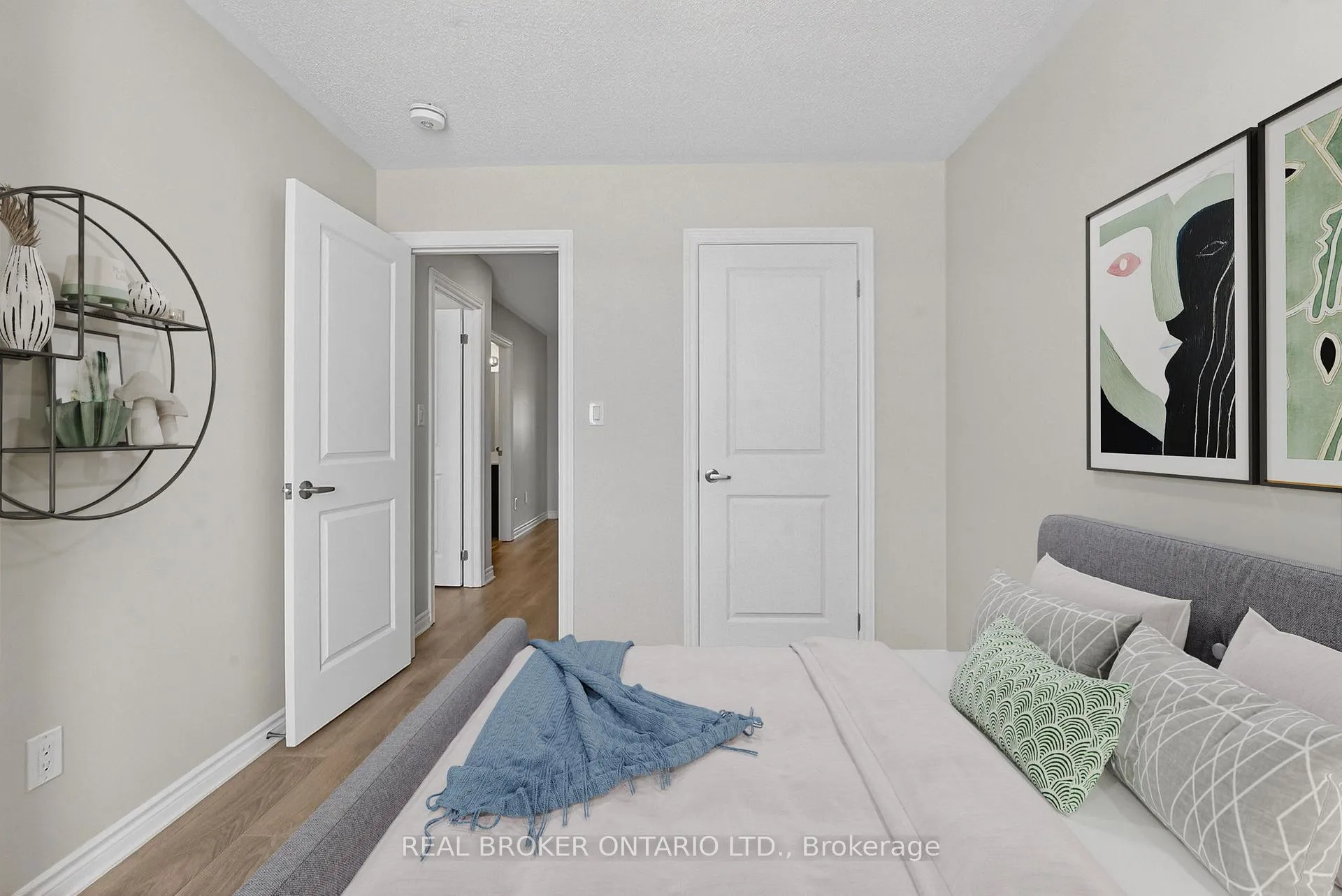 Photo 19 of 45 Sapphire Way, Thorold, Rolling Meadows — HOMEH