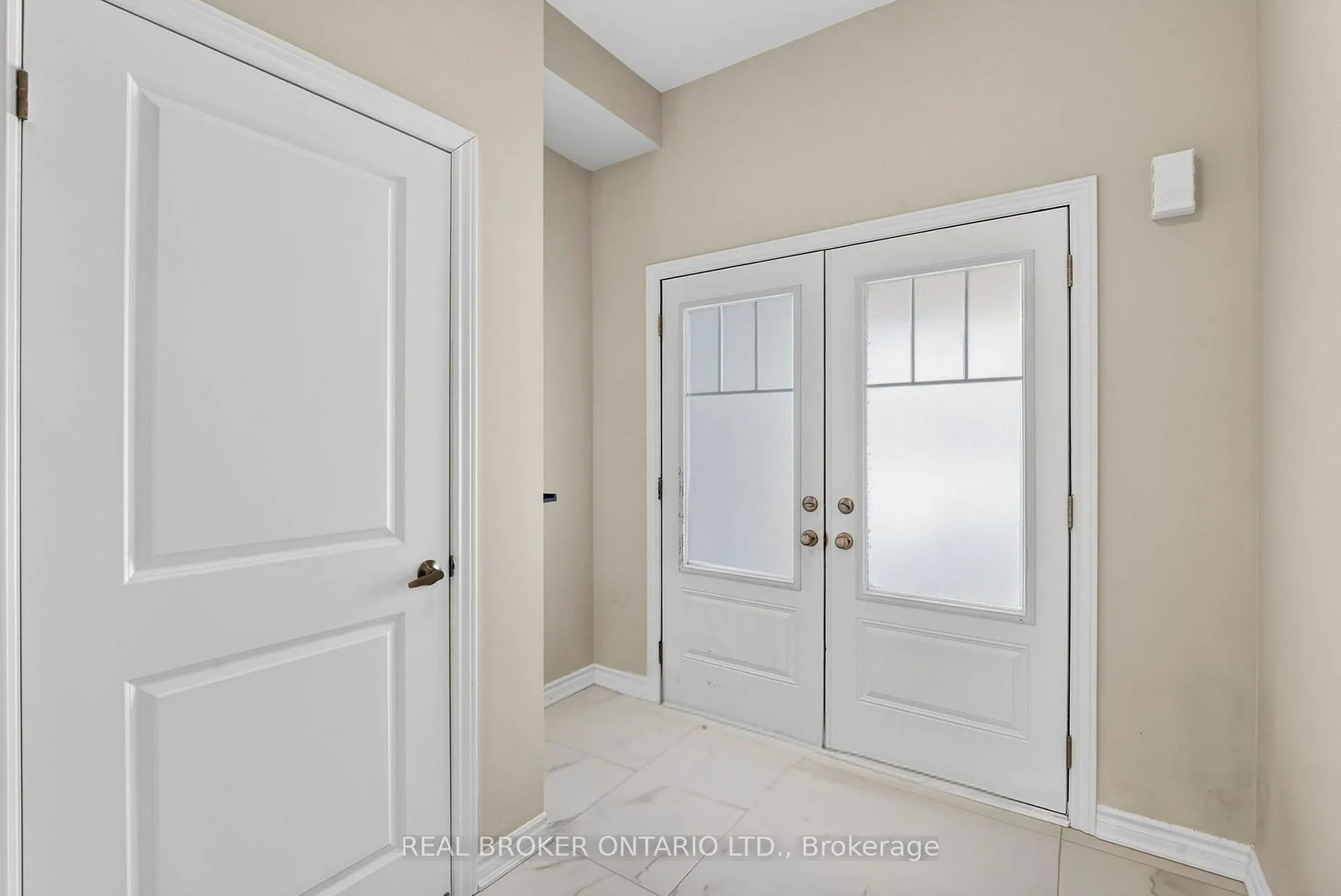 Photo 22 of 45 Sapphire Way, Thorold, Rolling Meadows — HOMEH