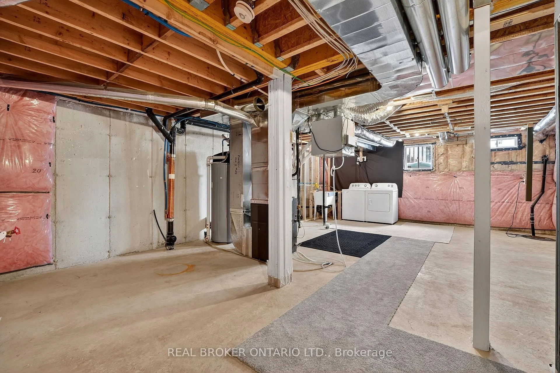 Photo 24 of 45 Sapphire Way, Thorold, Rolling Meadows — HOMEH