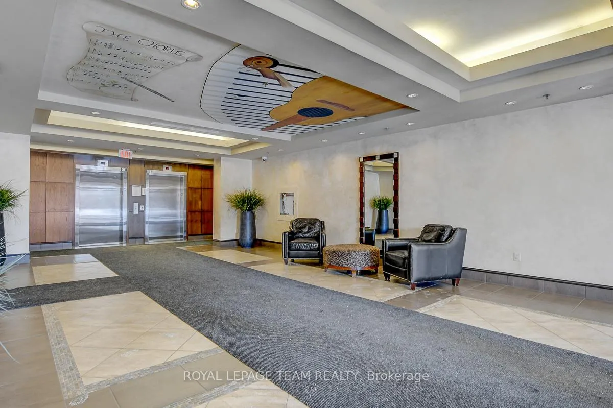Photo 4 of Unit 704, 314 Central Park Drive, Ottawa, Central Park — HOMEH