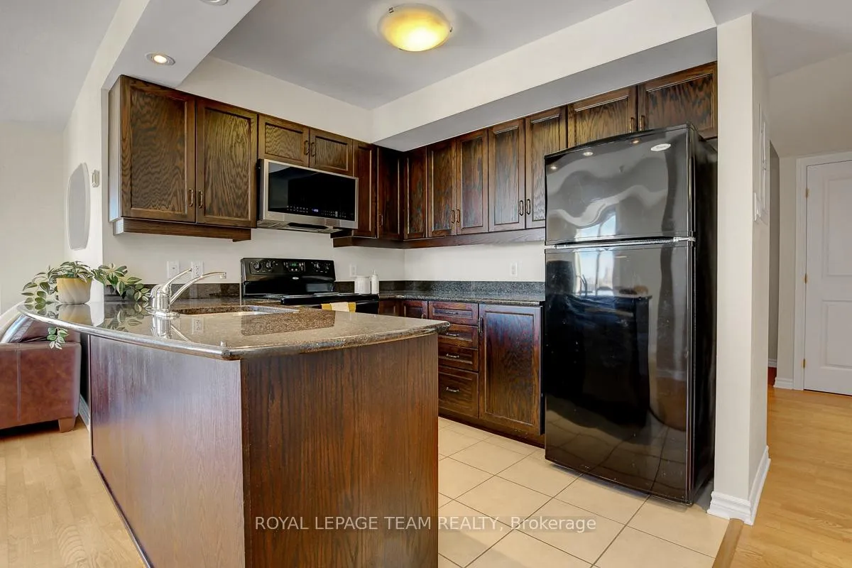 Photo 12 of Unit 704, 314 Central Park Drive, Ottawa, Central Park — HOMEH