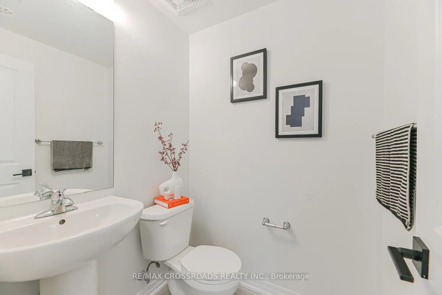 Photo 12 of Unit 723, 2635 William Jackson Drive, Pickering, Duffin Heights — HOMEH