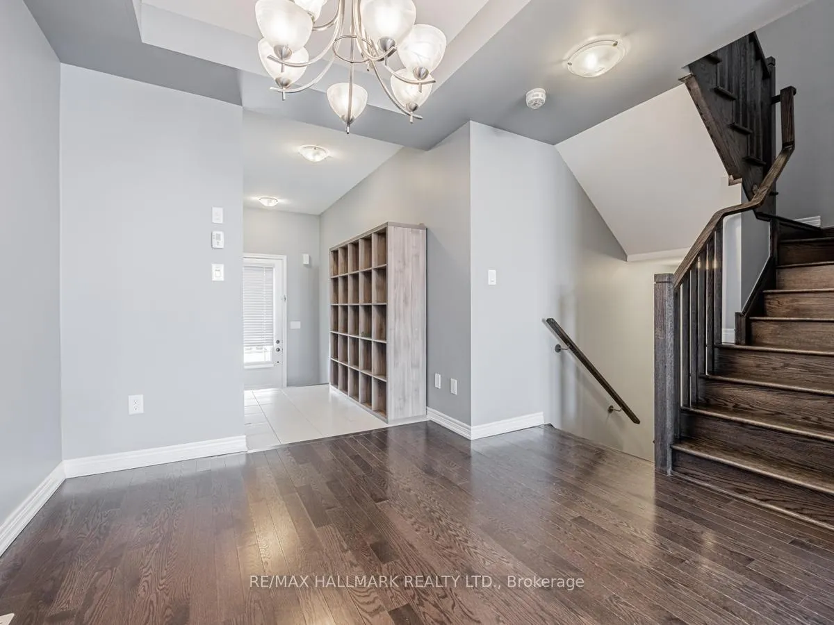 Photo 6 of 2089 Dale Road, Innisfil, Alcona — HOMEH