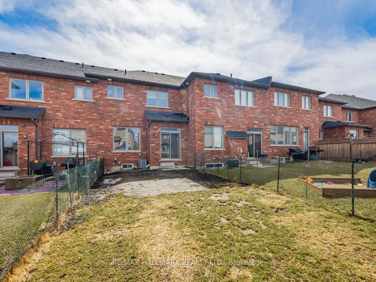 Photo 26 of 2089 Dale Road, Innisfil, Alcona — HOMEH