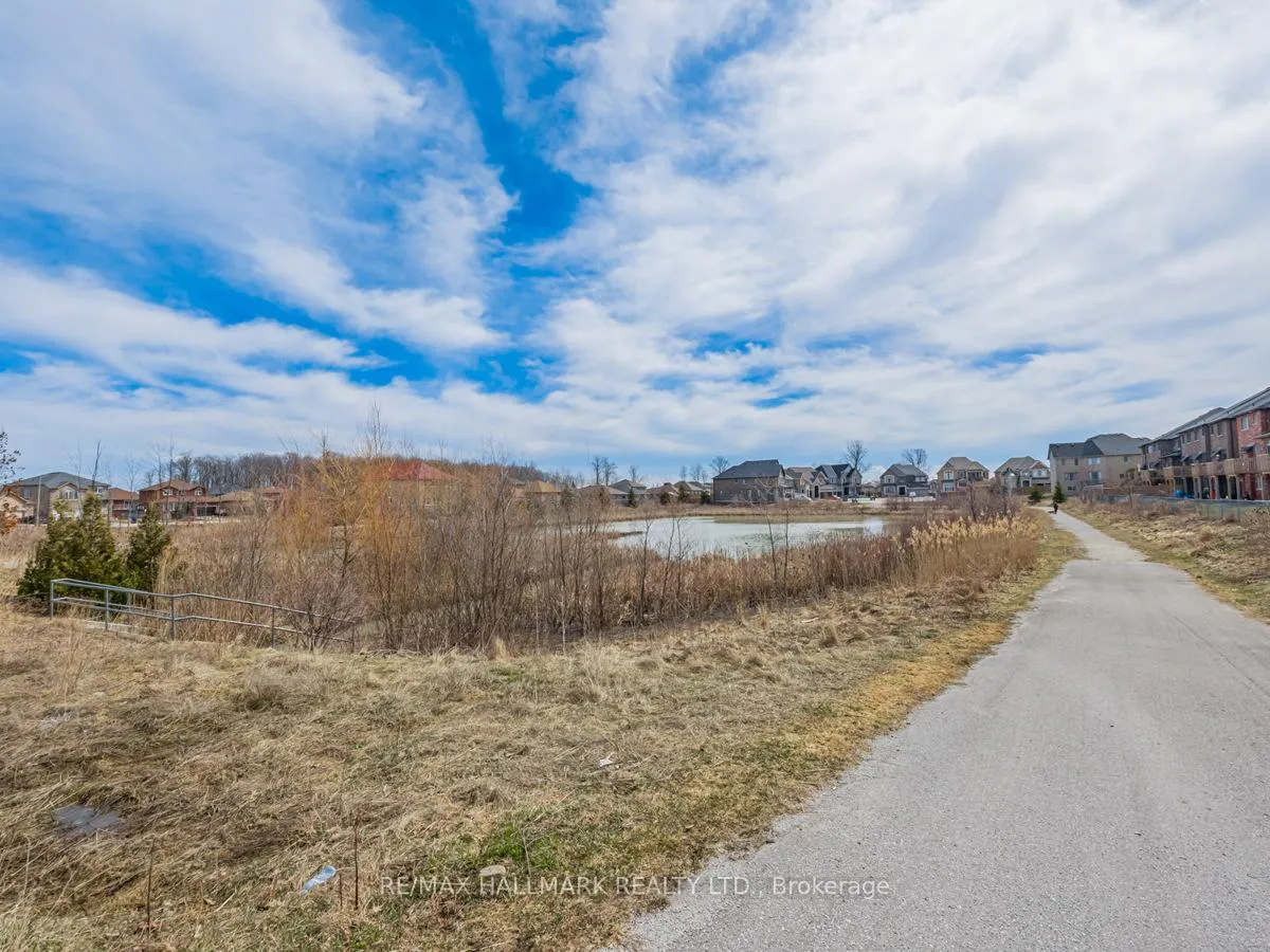 Photo 27 of 2089 Dale Road, Innisfil, Alcona — HOMEH
