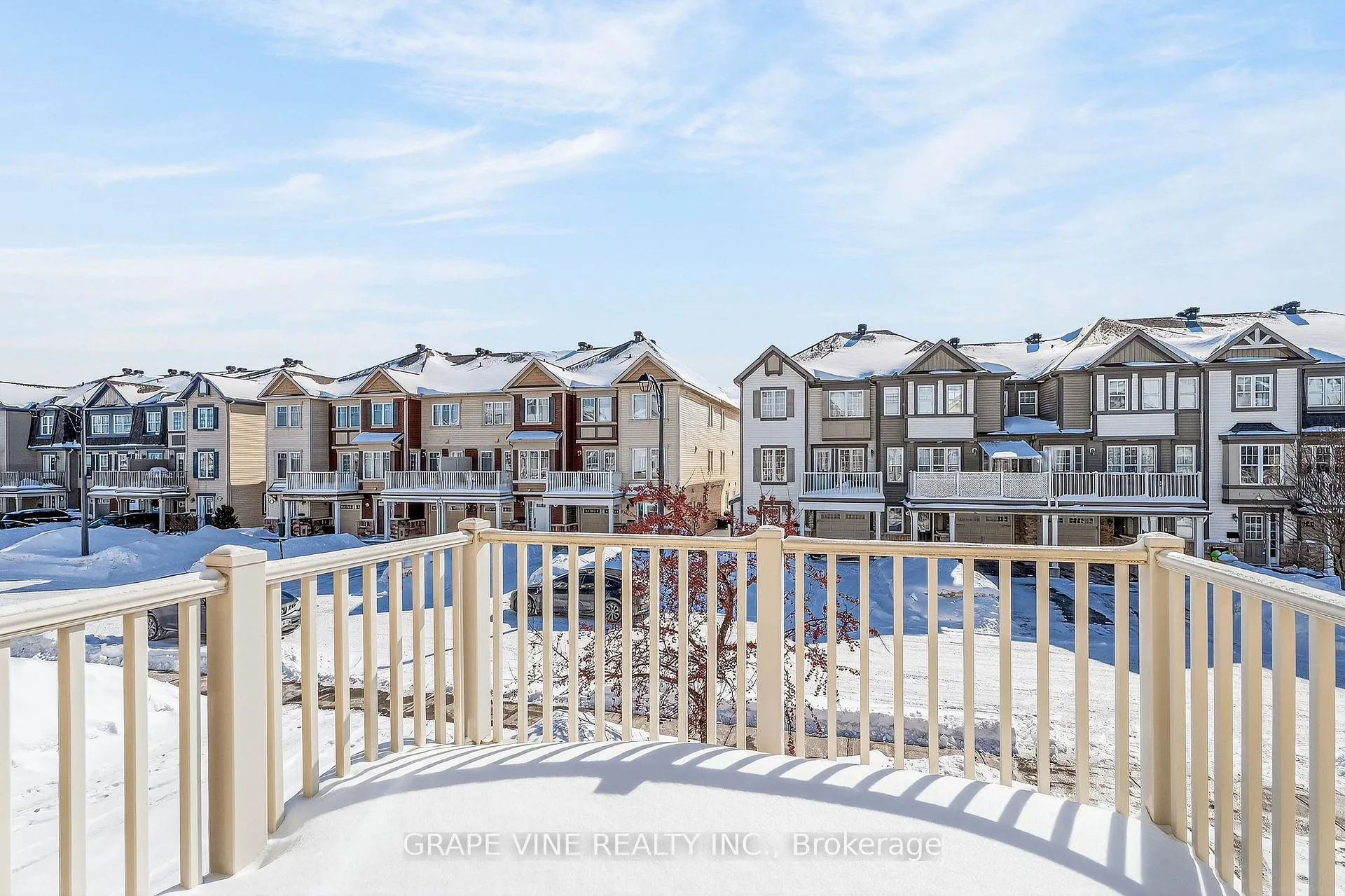 Photo 11 of 330 Sweet Grass Circle, Ottawa, Barrhaven - Half Moon Bay — HOMEH