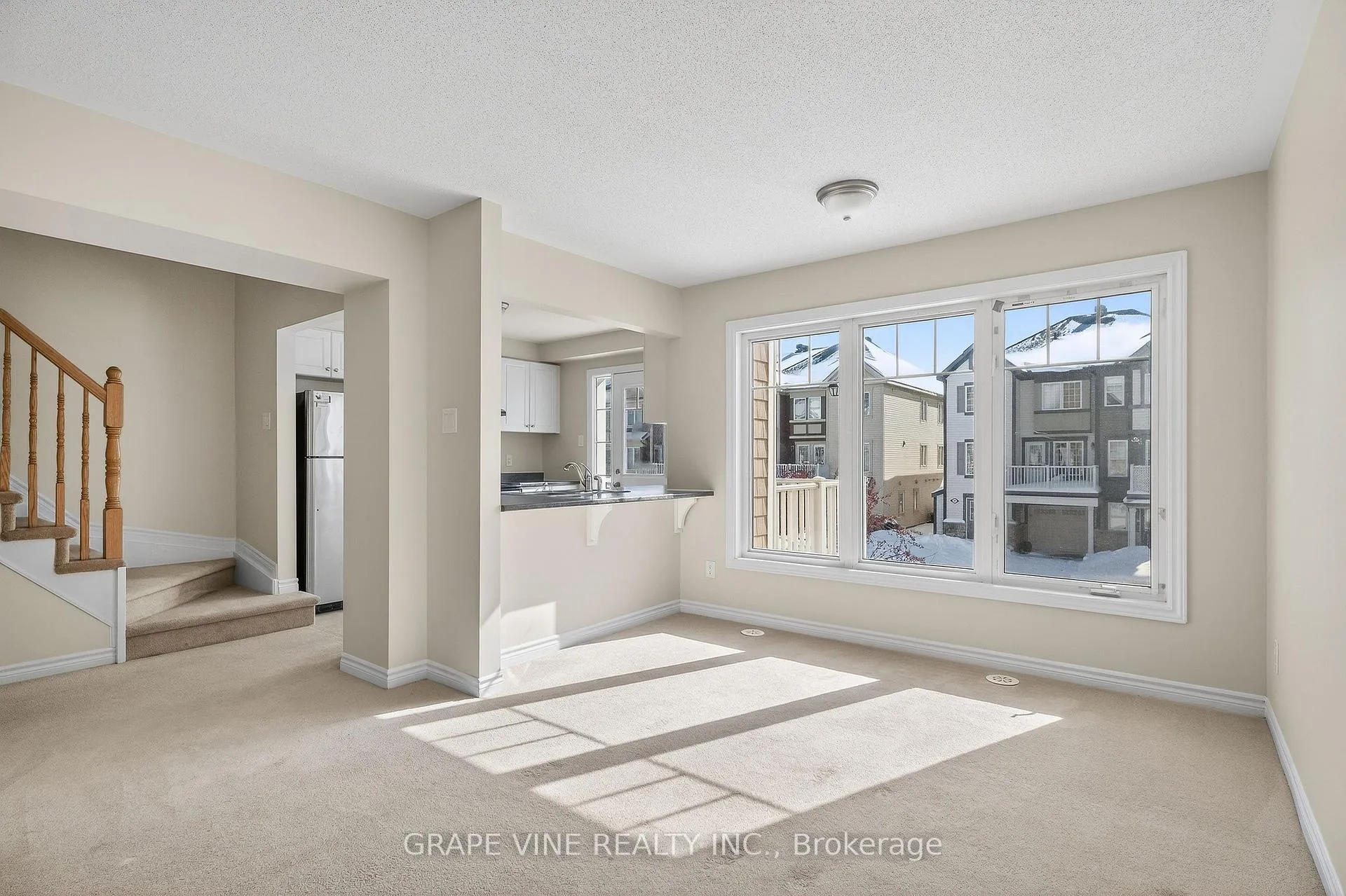 Photo 17 of 330 Sweet Grass Circle, Ottawa, Barrhaven - Half Moon Bay — HOMEH