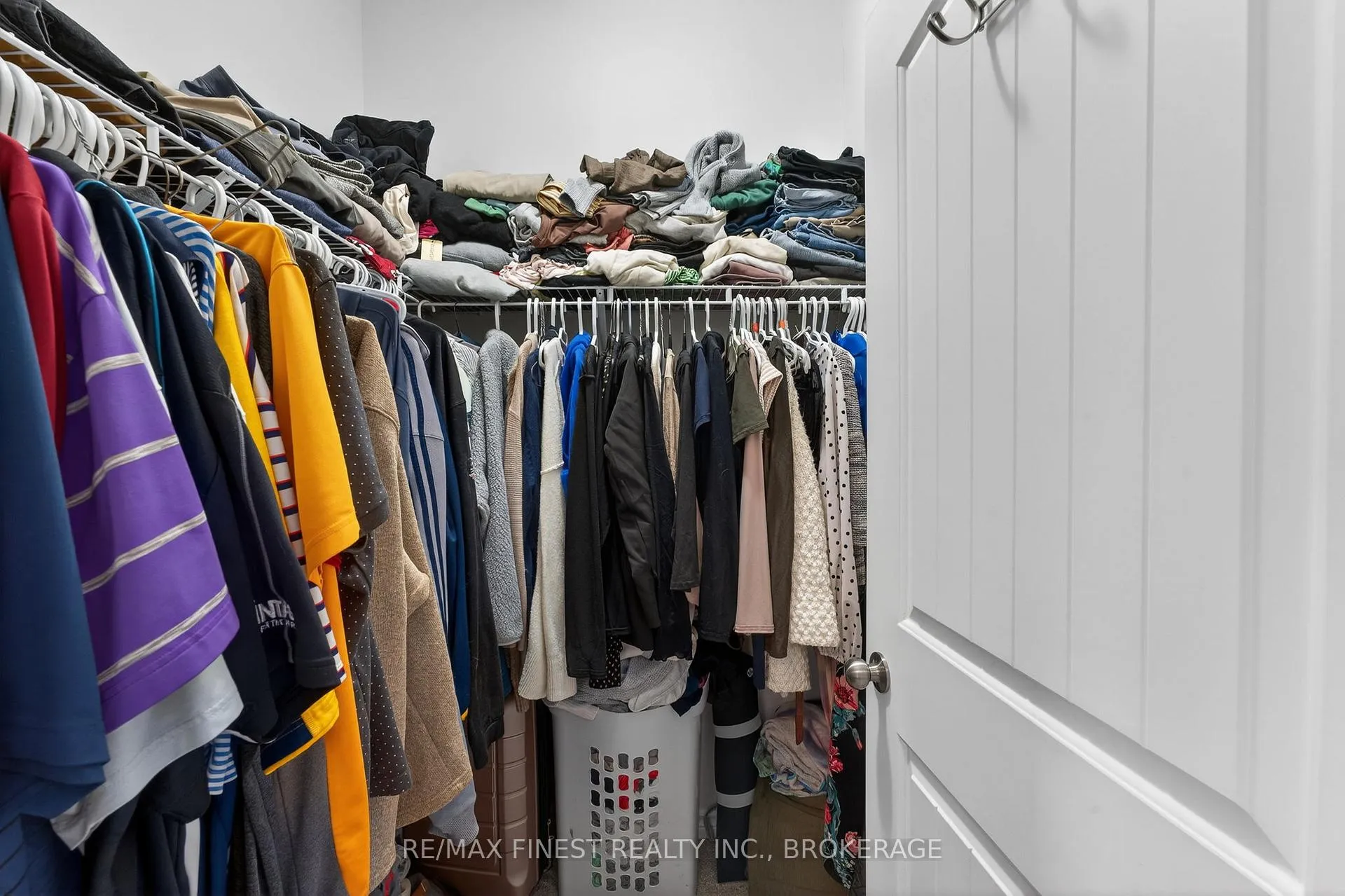 Photo 14 of 1060 Rosanna Avenue, Kingston, City Northwest — HOMEH