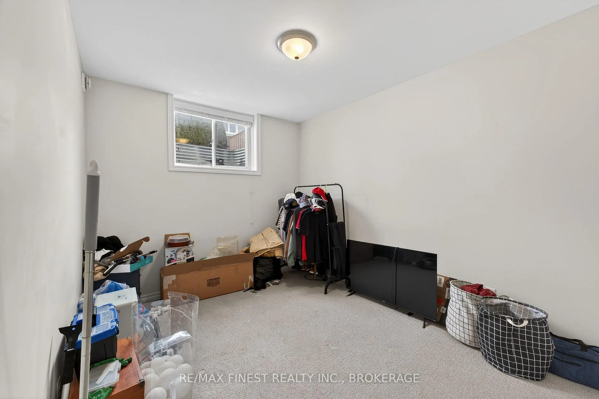 Photo 23 of 1060 Rosanna Avenue, Kingston, City Northwest — HOMEH