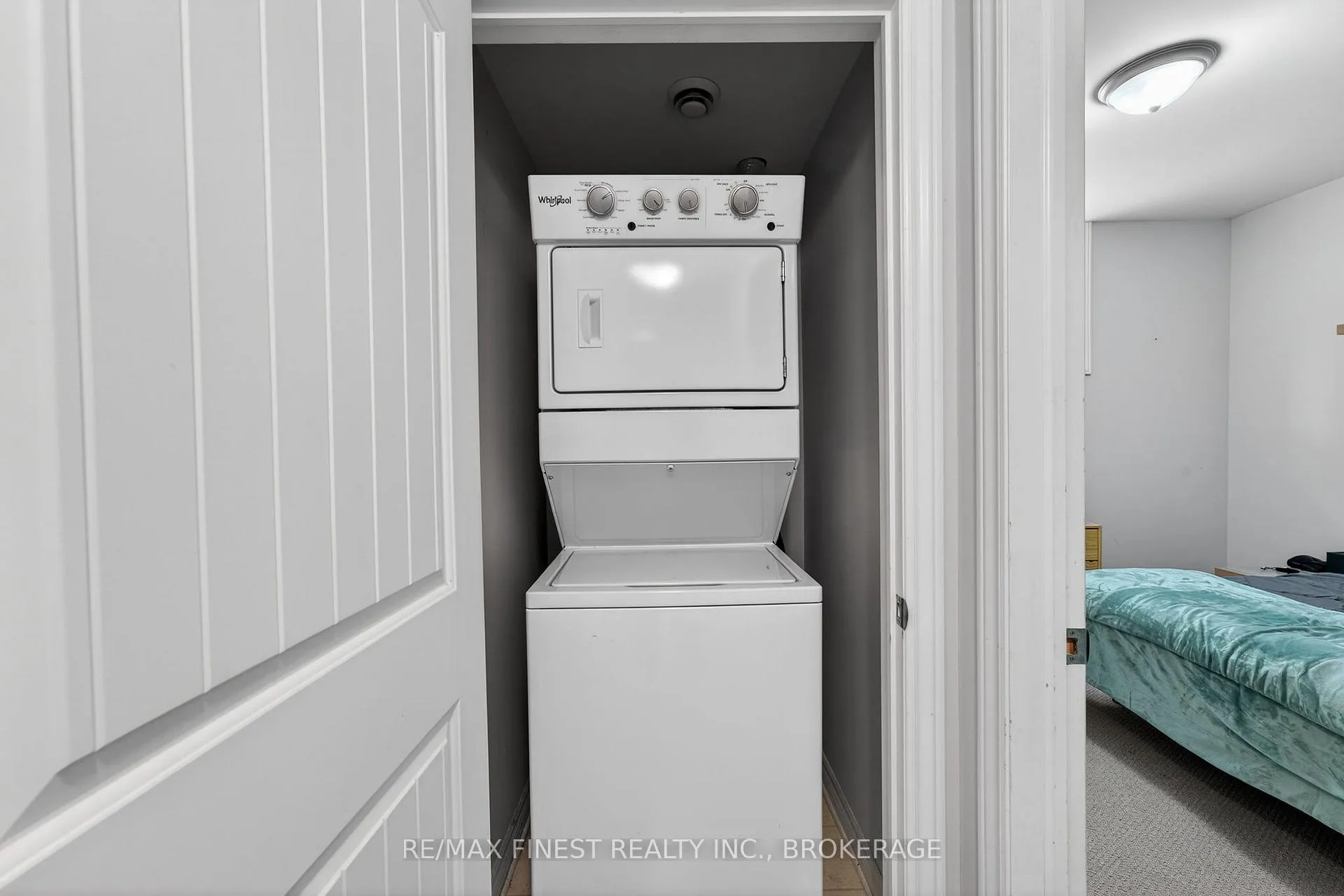Photo 24 of 1060 Rosanna Avenue, Kingston, City Northwest — HOMEH