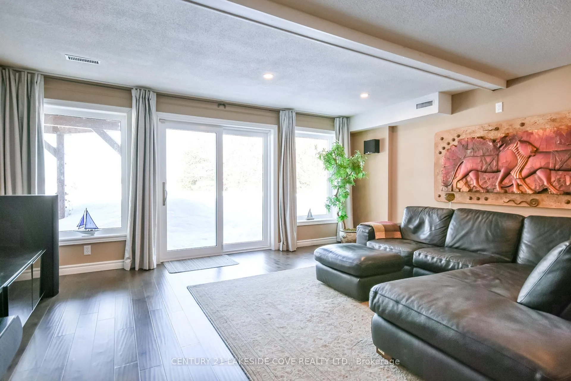 Photo 28 of 176 Bayshore Drive, Ramara, Rural Ramara — HOMEH