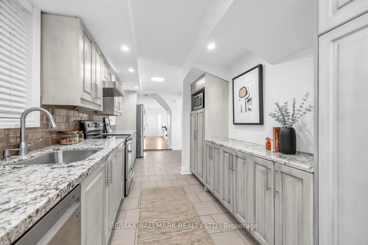Photo 13 of 90 Leroy Avenue, Toronto, Danforth Village-East York — HOMEH