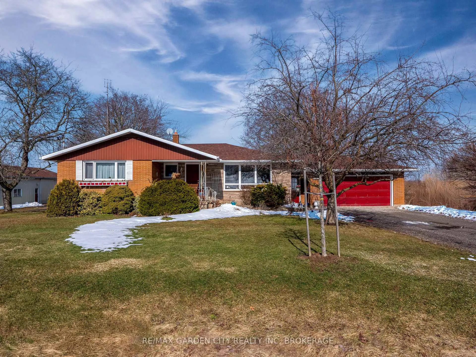 Photo 1 of 1609 Pelham Road, St. Catharines, Rural Eighth — HOMEH