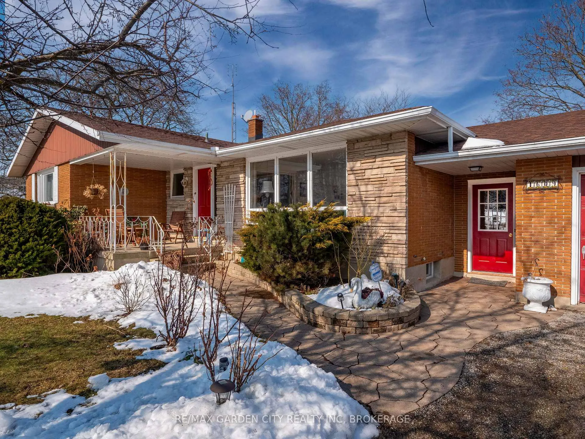 Photo 3 of 1609 Pelham Road, St. Catharines, Rural Eighth — HOMEH