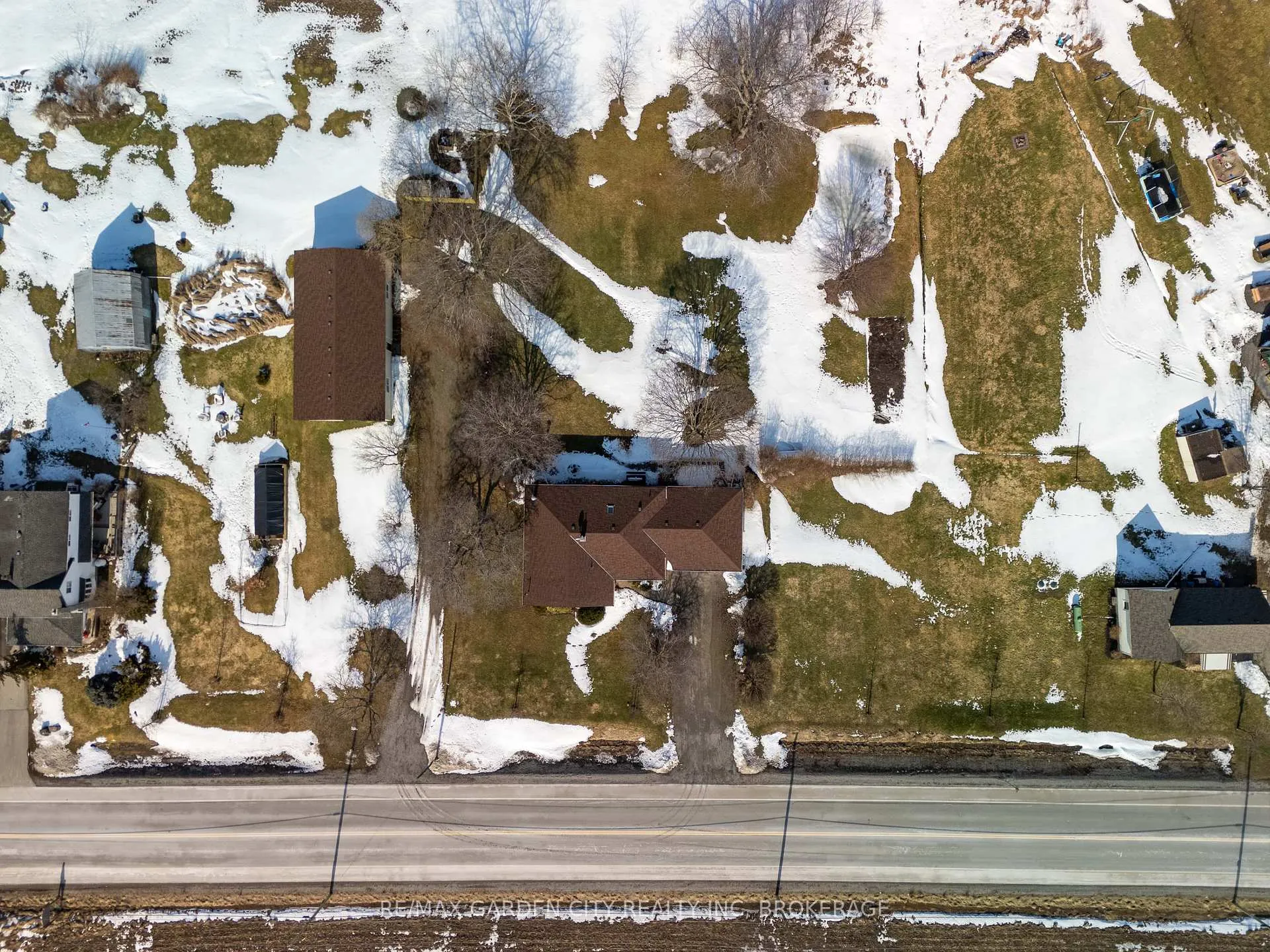 Photo 42 of 1609 Pelham Road, St. Catharines, Rural Eighth — HOMEH