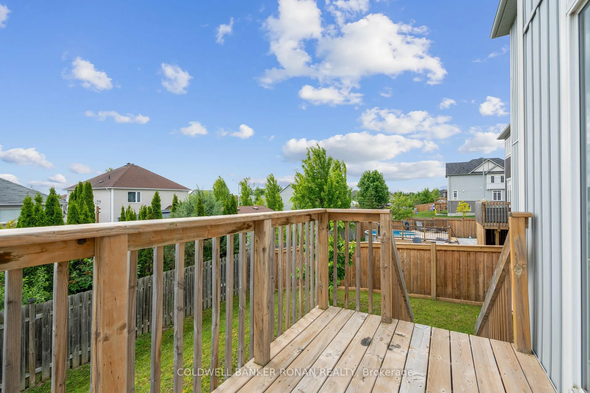 Photo 34 of 203 Roy Drive, Clearview, Stayner — HOMEH
