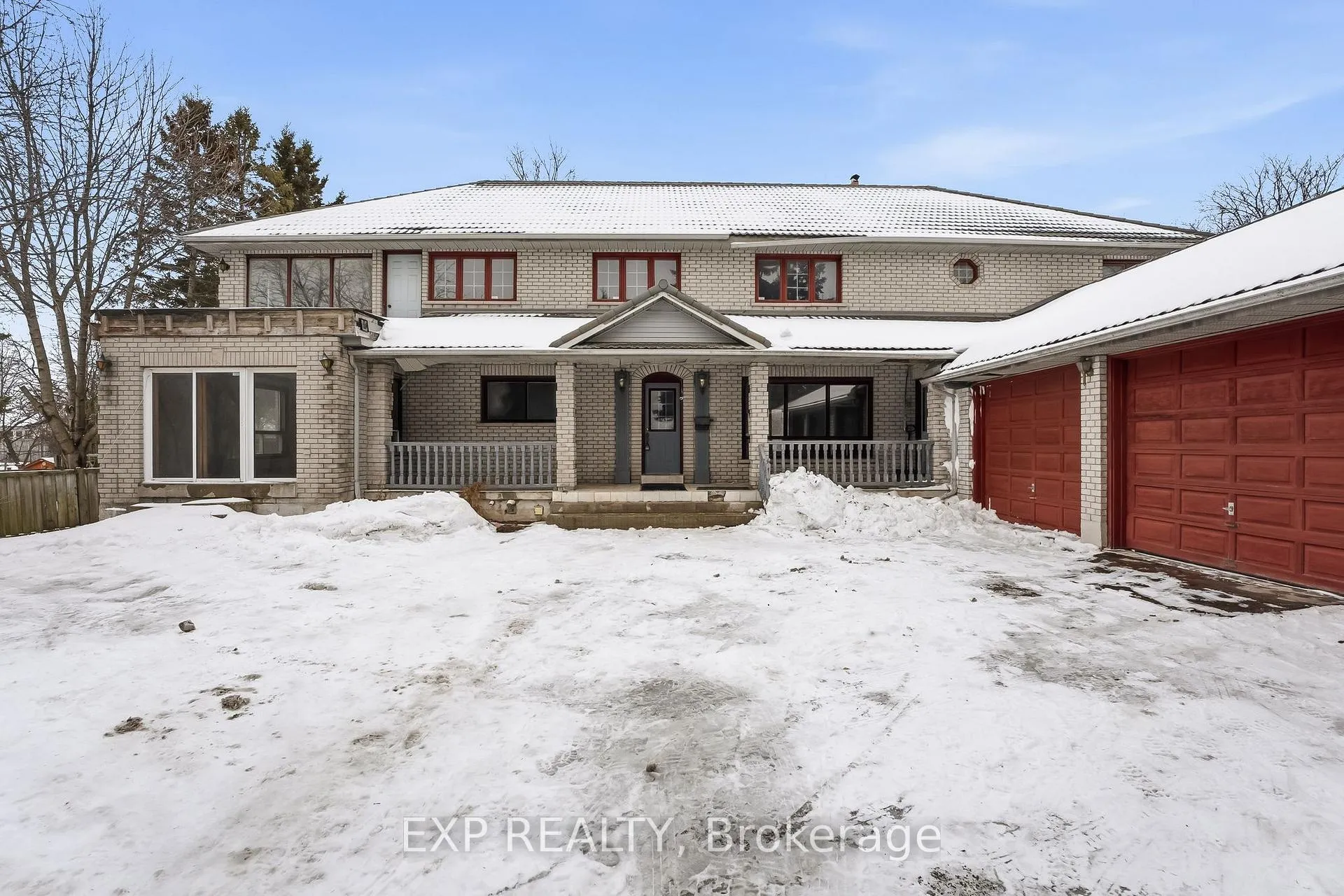 Photo 5 of 1622 Burns Street E, Whitby, Blue Grass Meadows — HOMEH