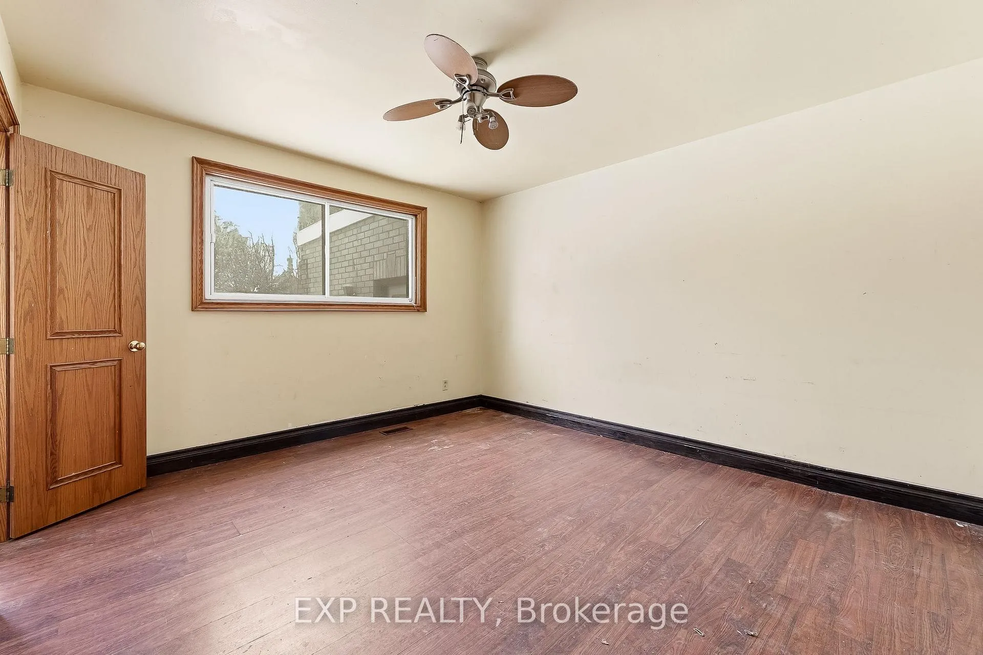 Photo 20 of 1622 Burns Street E, Whitby, Blue Grass Meadows — HOMEH