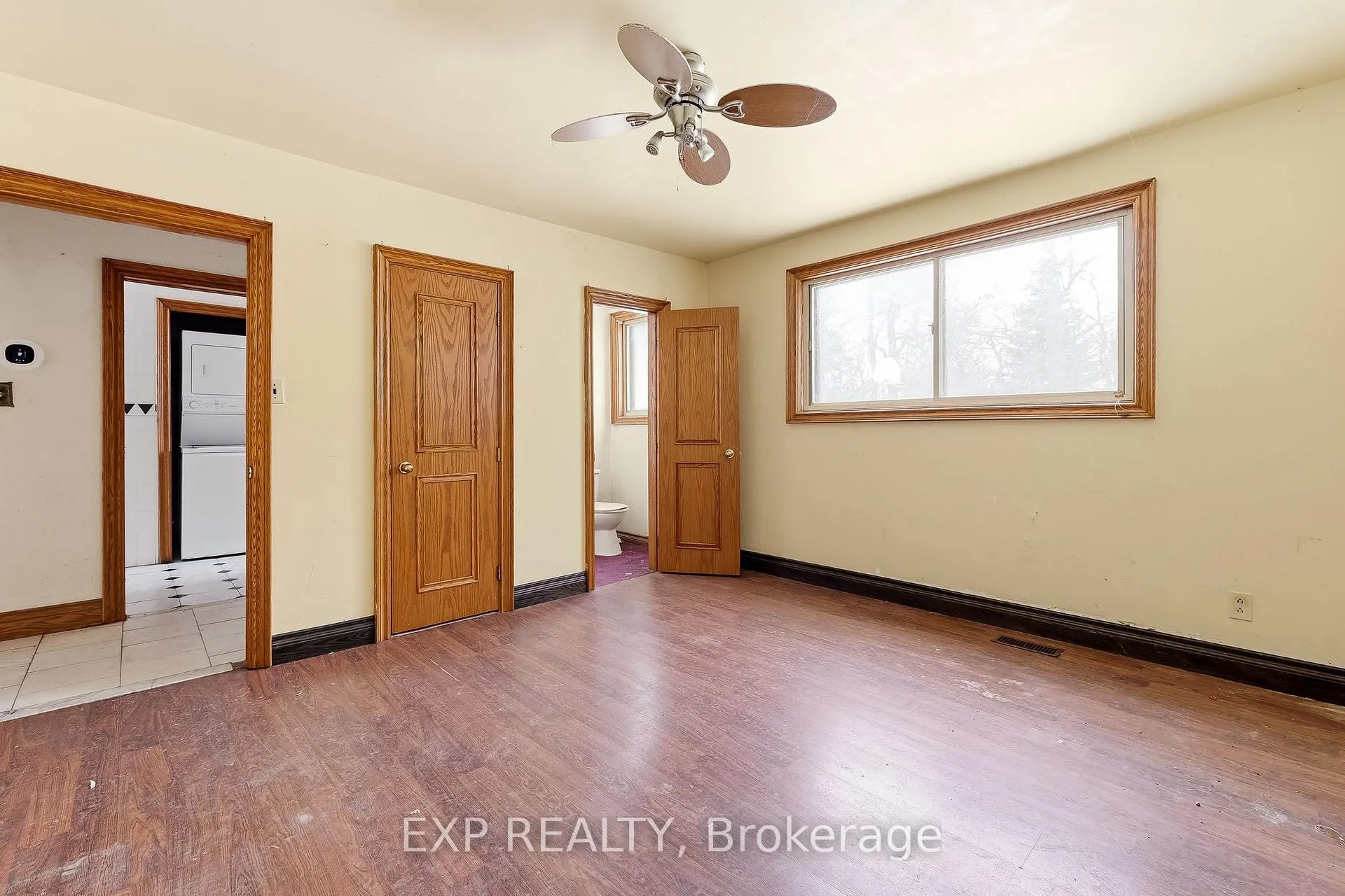 Photo 21 of 1622 Burns Street E, Whitby, Blue Grass Meadows — HOMEH