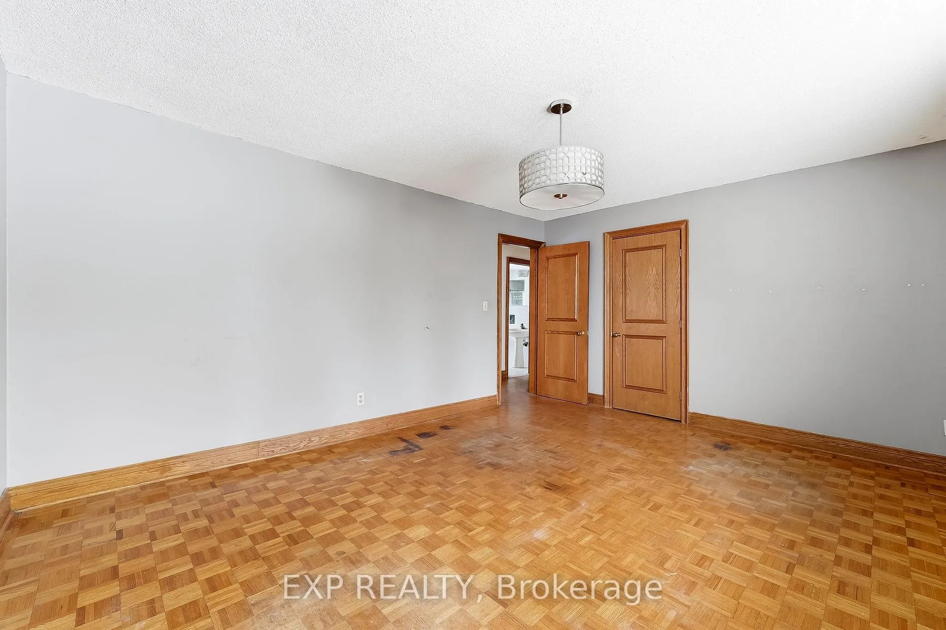 Photo 28 of 1622 Burns Street E, Whitby, Blue Grass Meadows — HOMEH