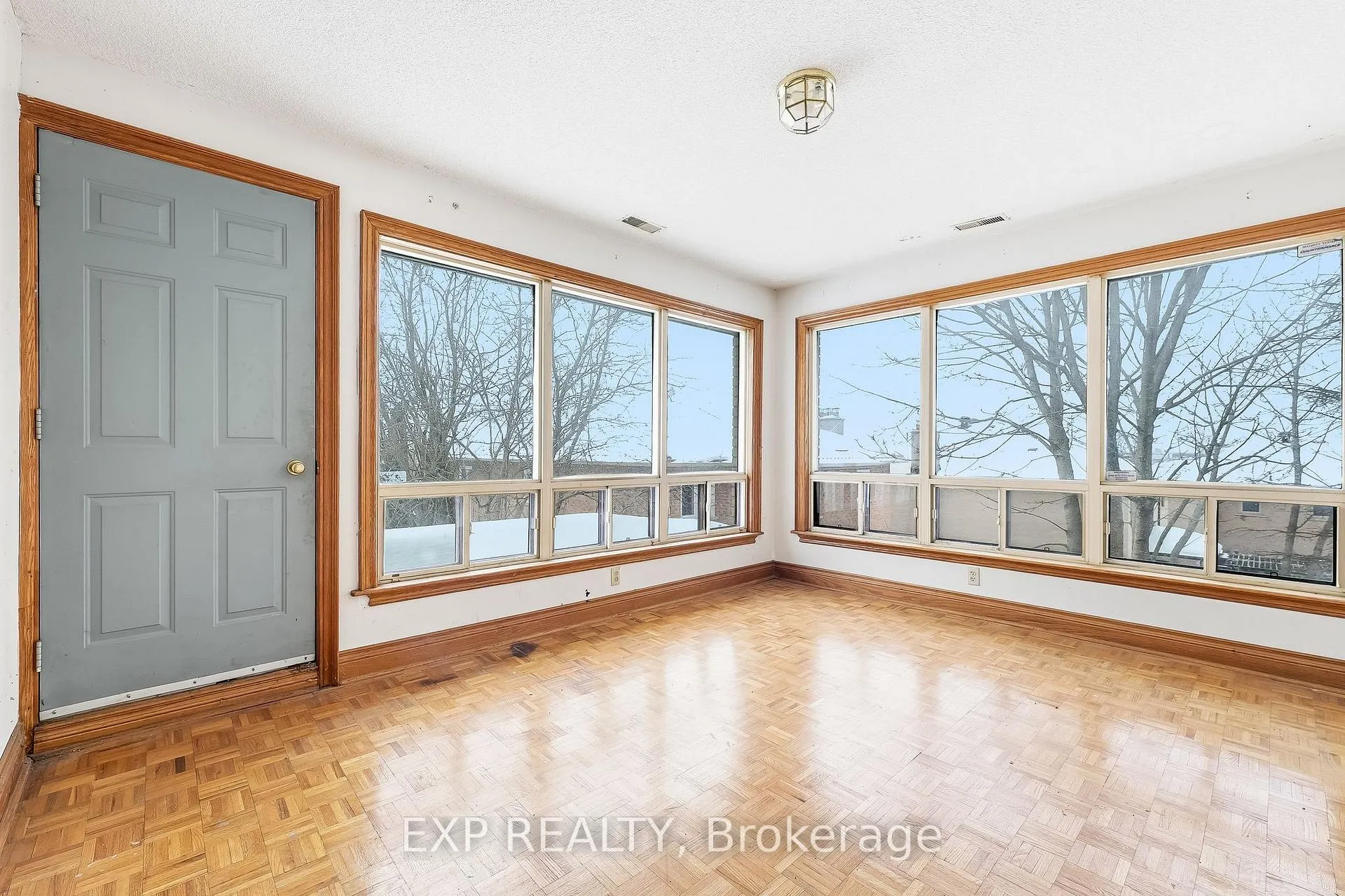 Photo 34 of 1622 Burns Street E, Whitby, Blue Grass Meadows — HOMEH