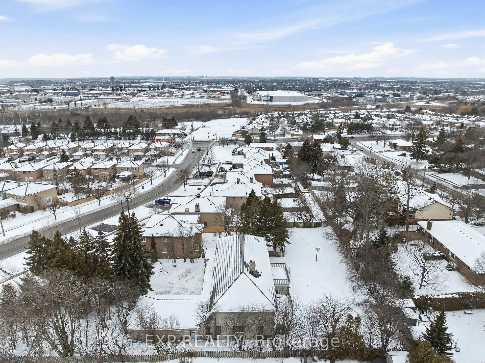 Photo 47 of 1622 Burns Street E, Whitby, Blue Grass Meadows — HOMEH