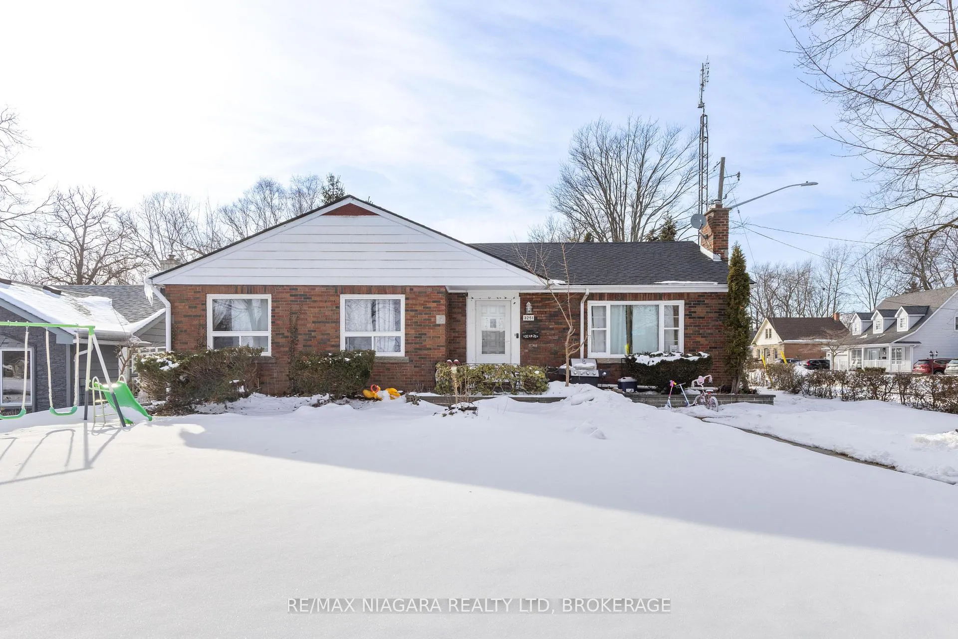 Front of 3251 Saint Paul Avenue