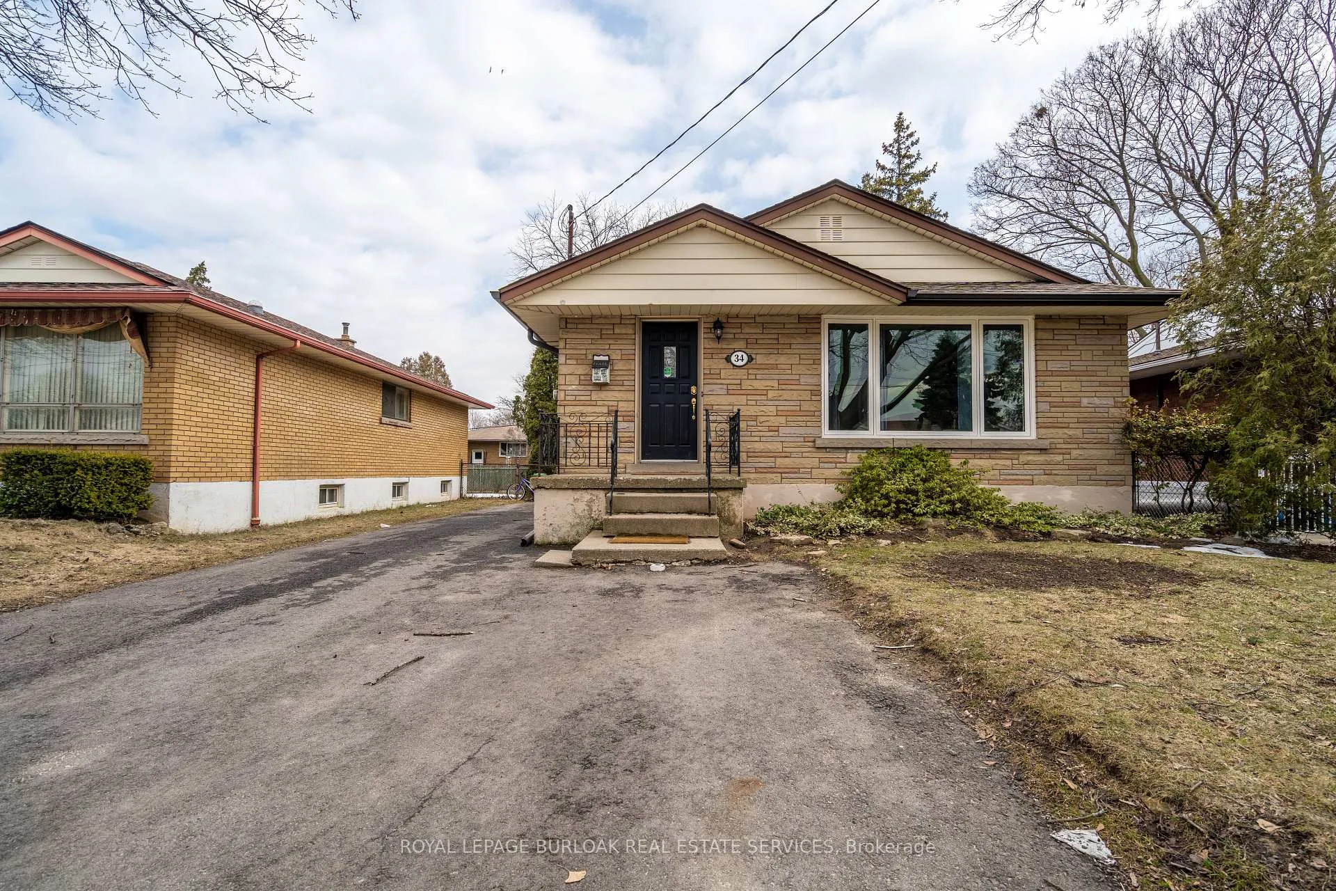 Photo 1 of Unit Upper, 34 Briarwood Crescent, Hamilton, Buchanan — HOMEH