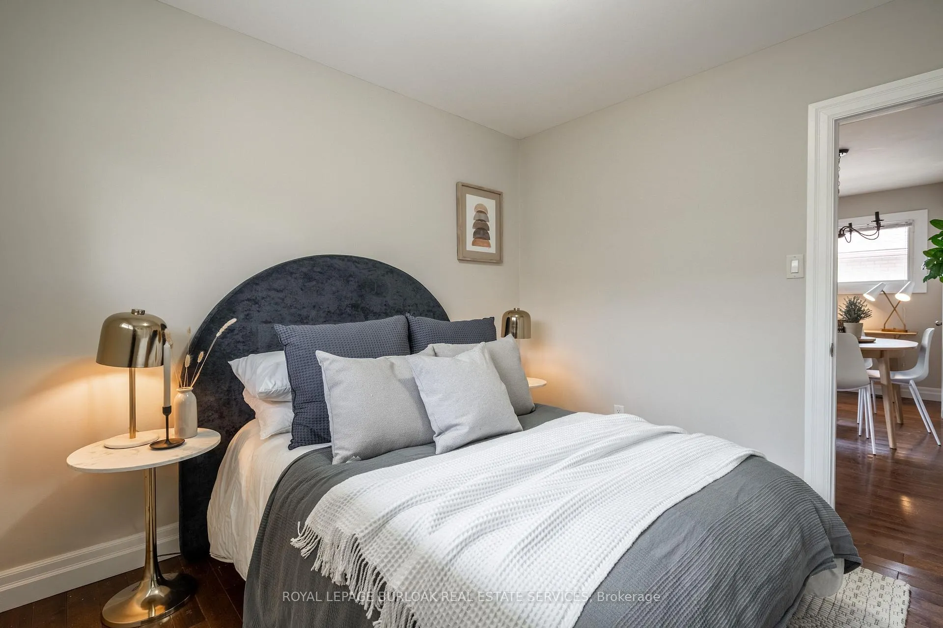 Photo 16 of Unit Upper, 34 Briarwood Crescent, Hamilton, Buchanan — HOMEH