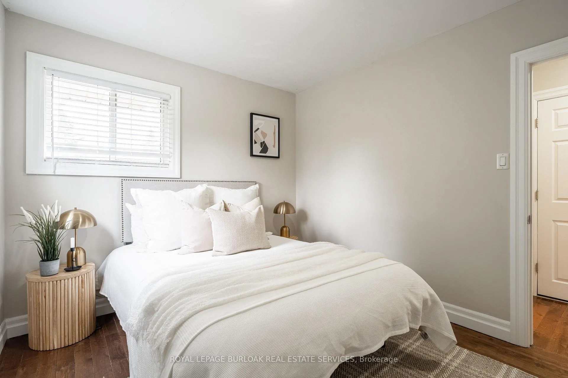 Photo 22 of Unit Upper, 34 Briarwood Crescent, Hamilton, Buchanan — HOMEH